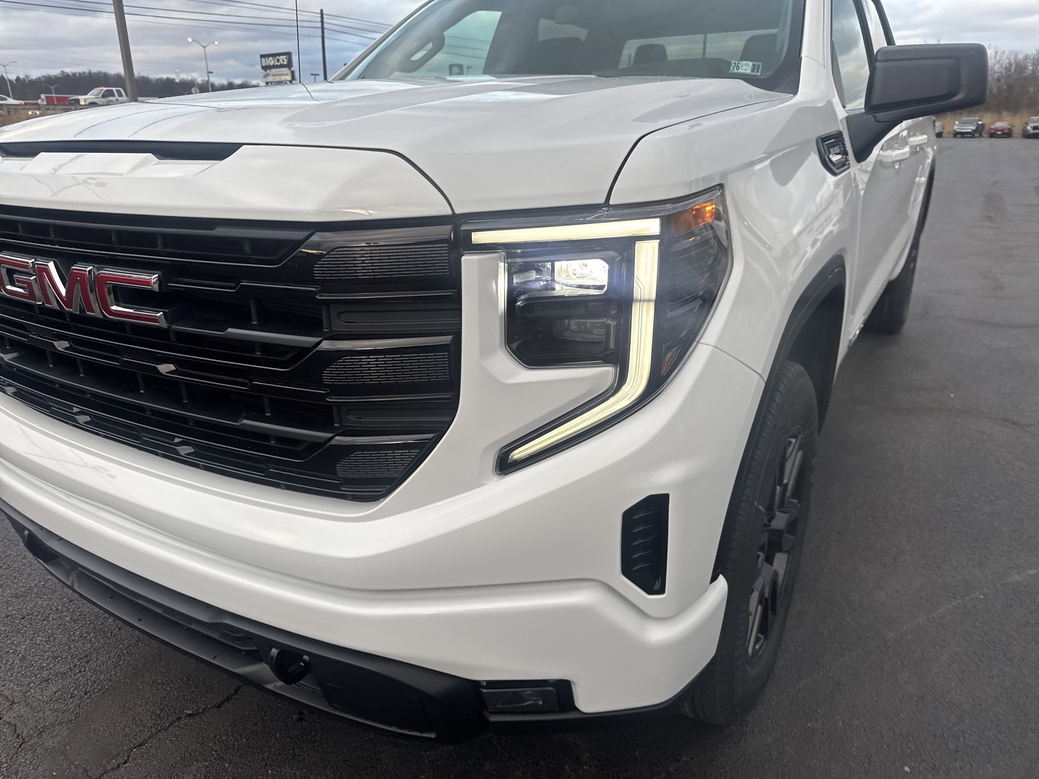 2026 GMC Sierra 1500 Elevation