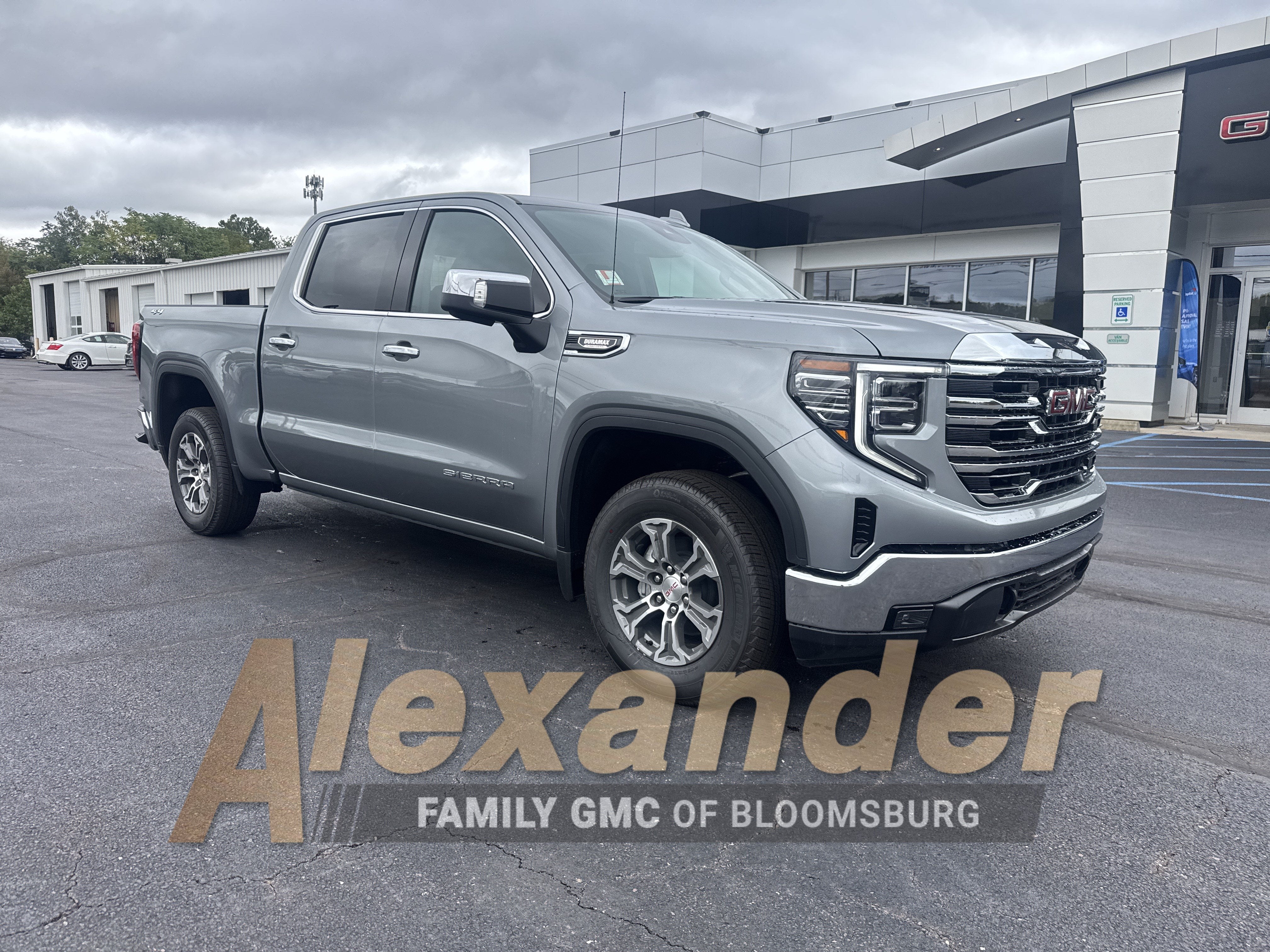 2026 GMC Sierra 1500 SLT