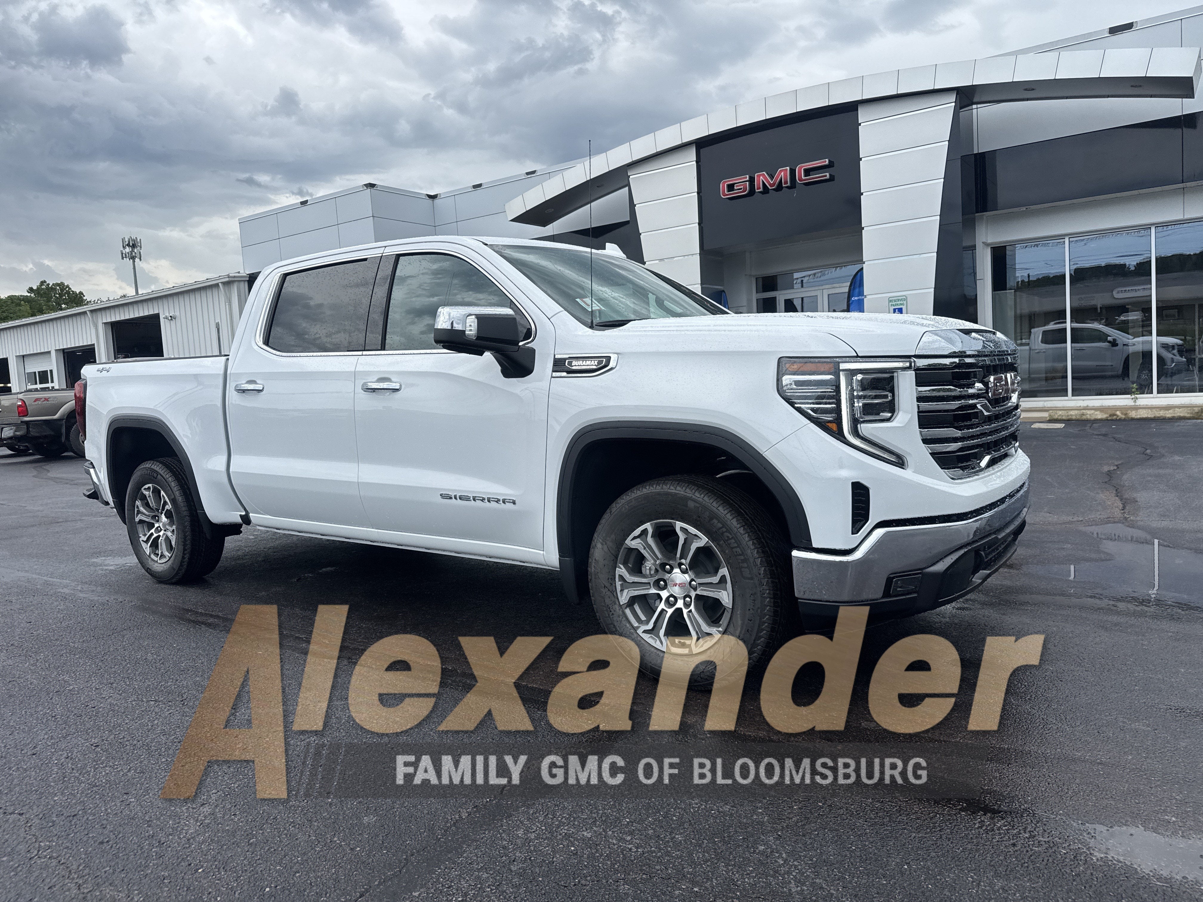 2026 GMC Sierra 1500 SLT