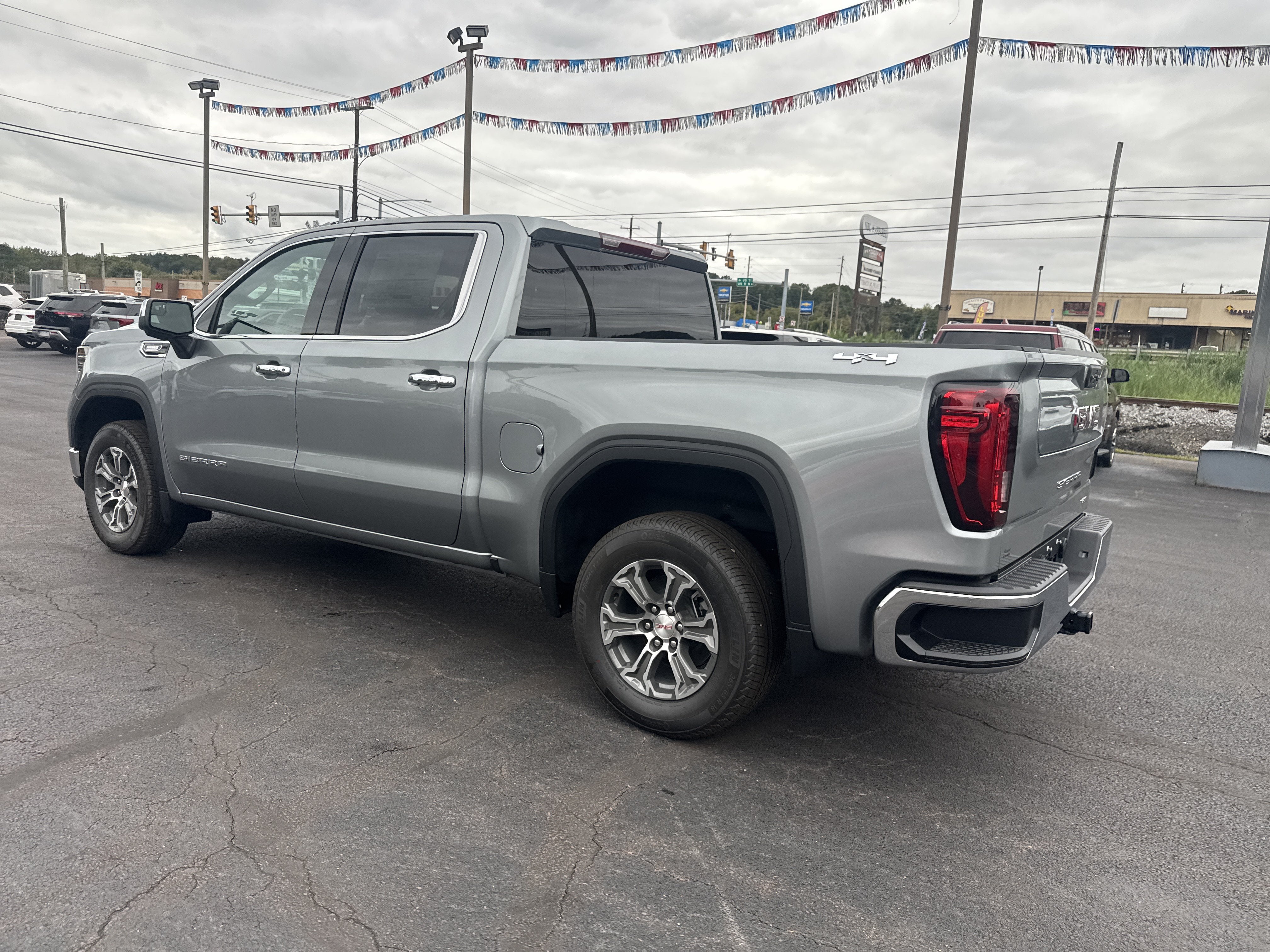 2026 GMC Sierra 1500 SLT