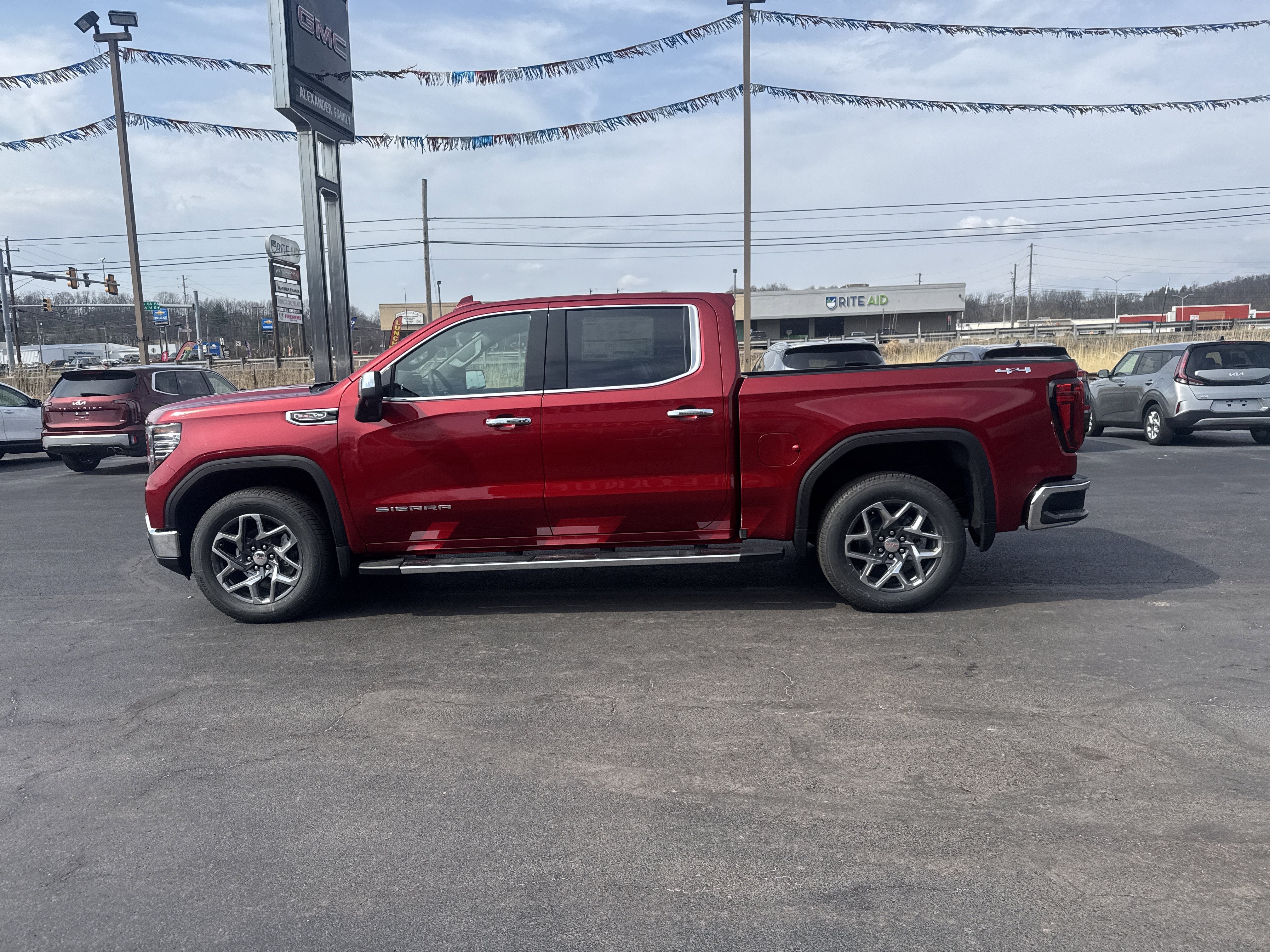 2026 GMC Sierra 1500 SLT