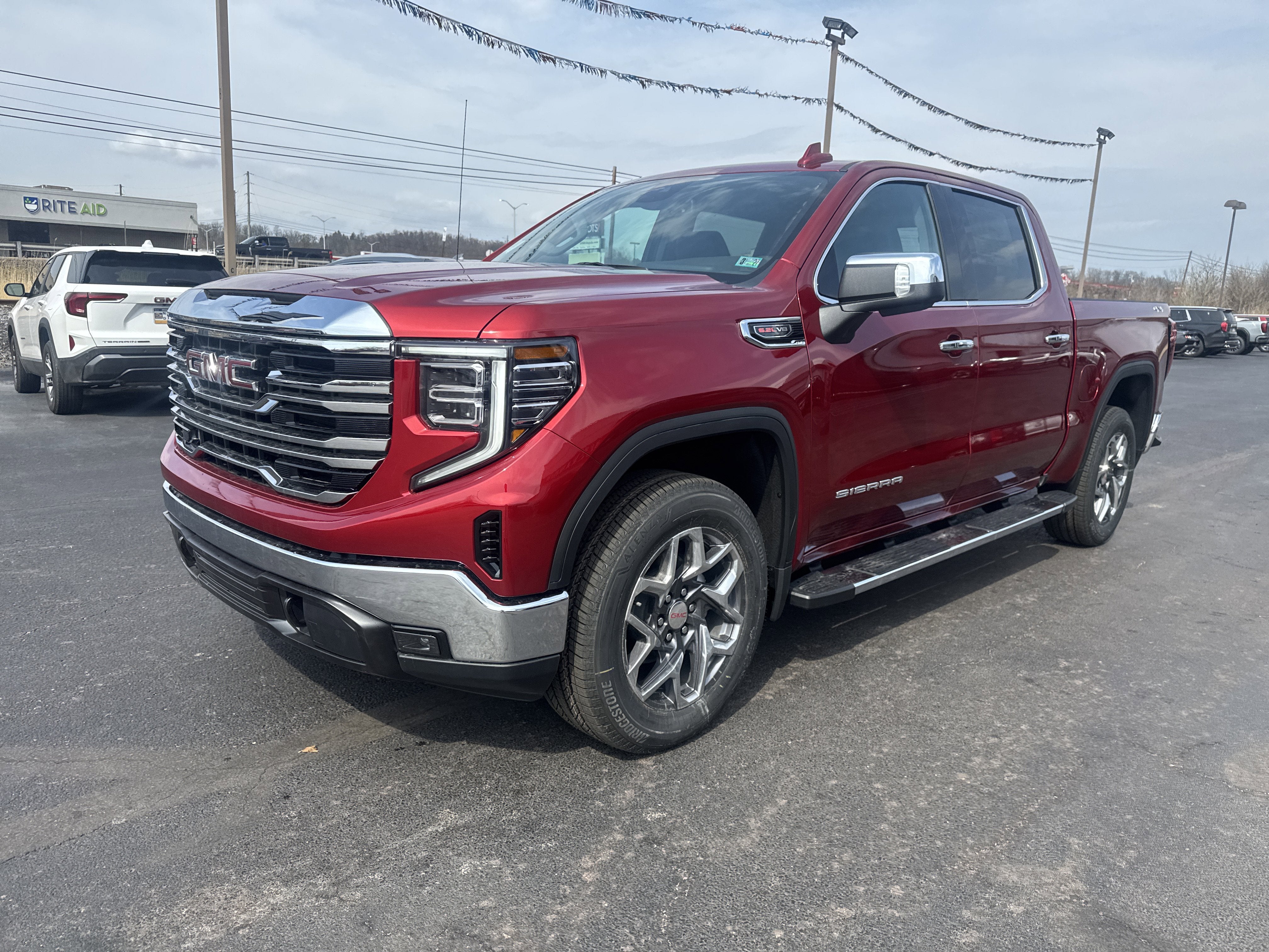 2026 GMC Sierra 1500 SLT