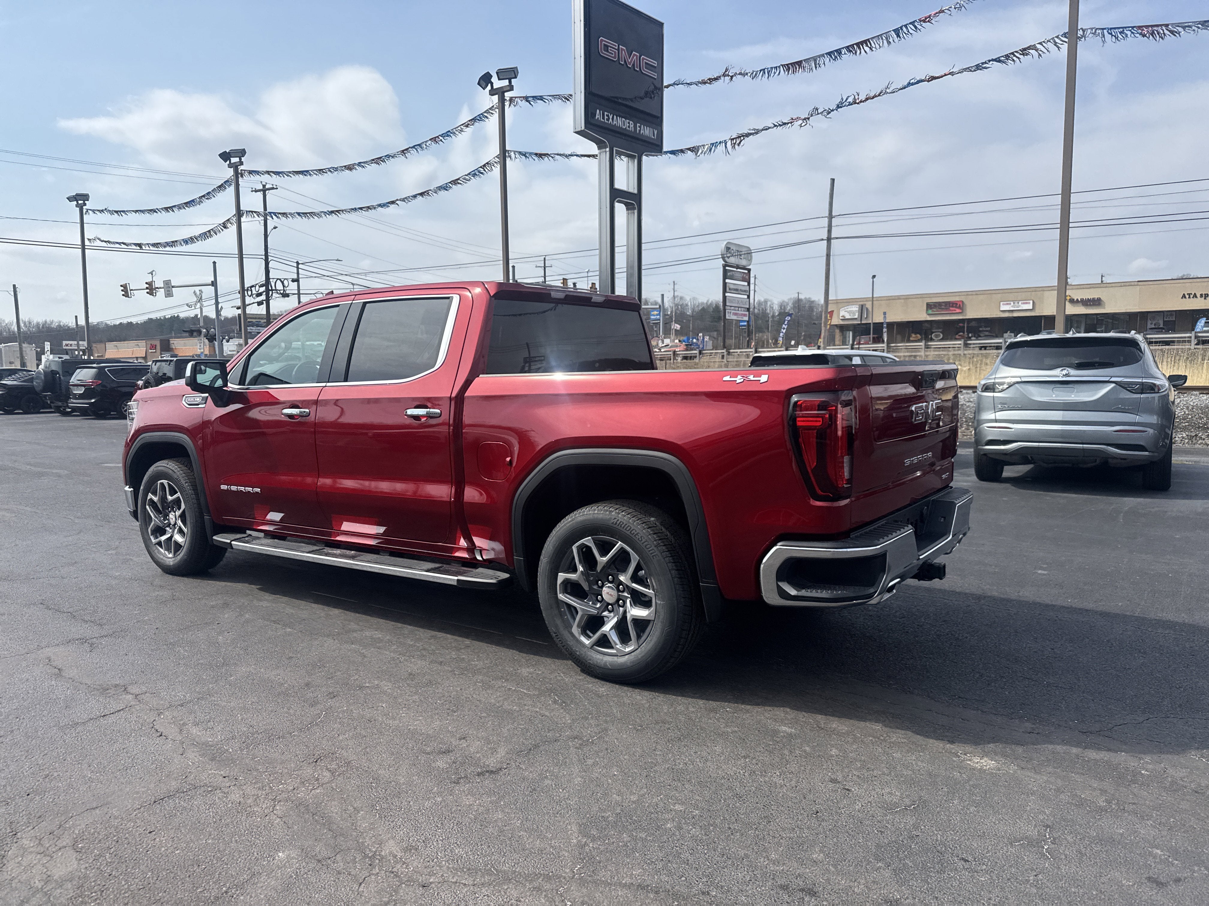 2026 GMC Sierra 1500 SLT