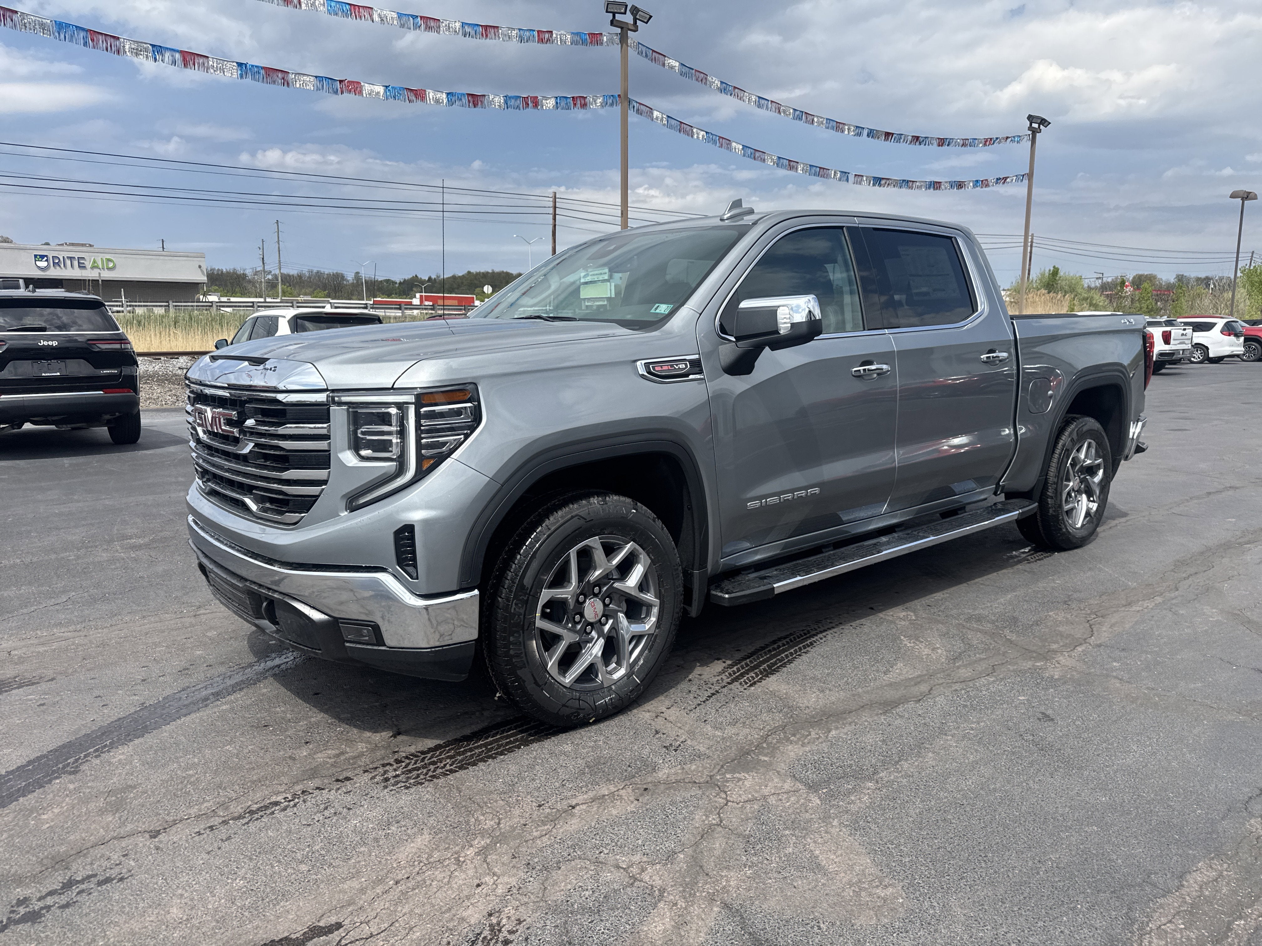 2026 GMC Sierra 1500 SLT