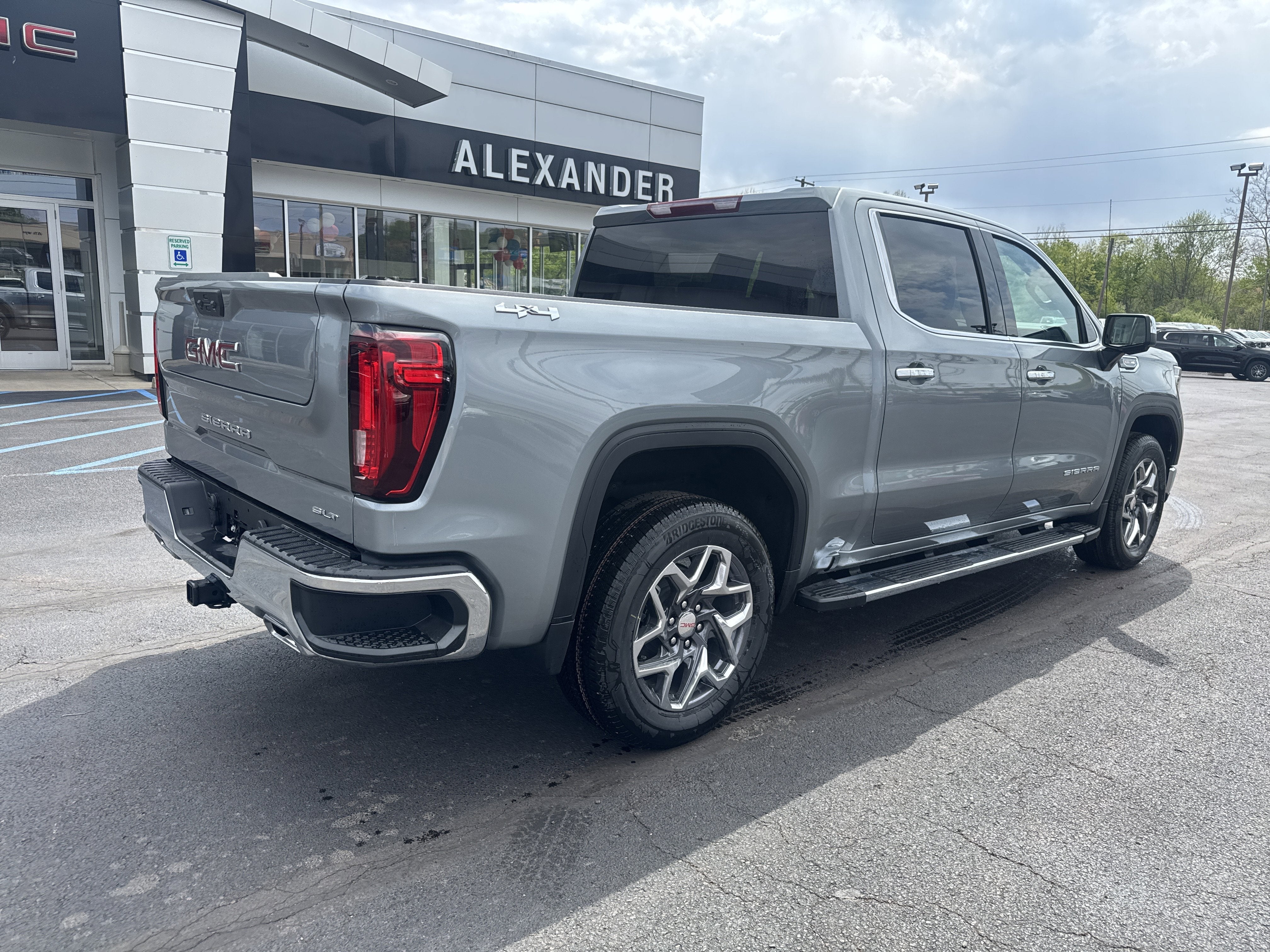 2026 GMC Sierra 1500 SLT