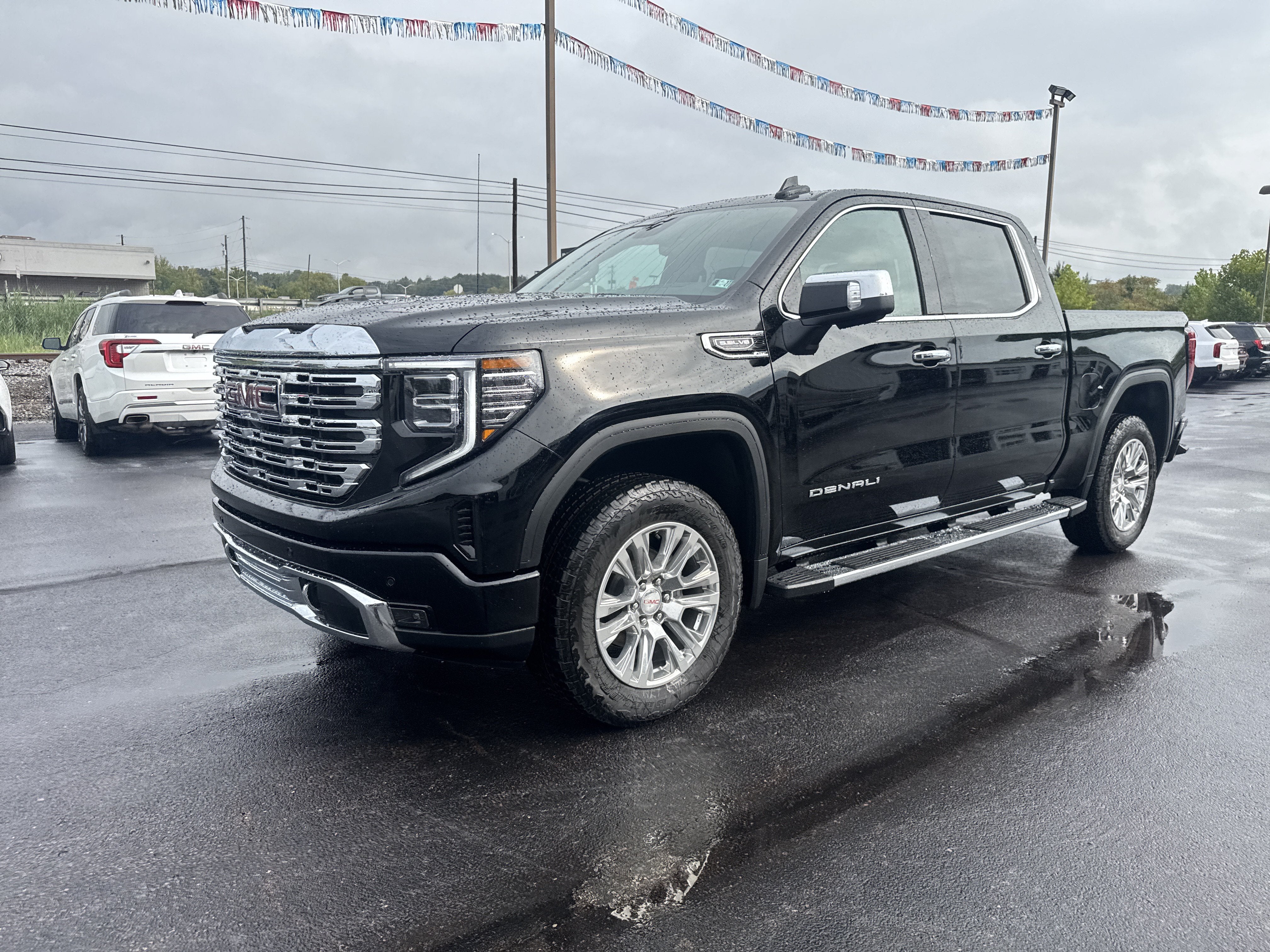 2026 GMC Sierra 1500 Denali - Photo 8