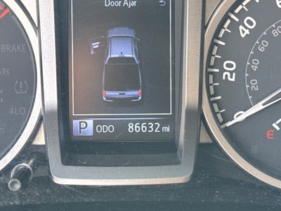 2022 Toyota Tacoma SR5 V6