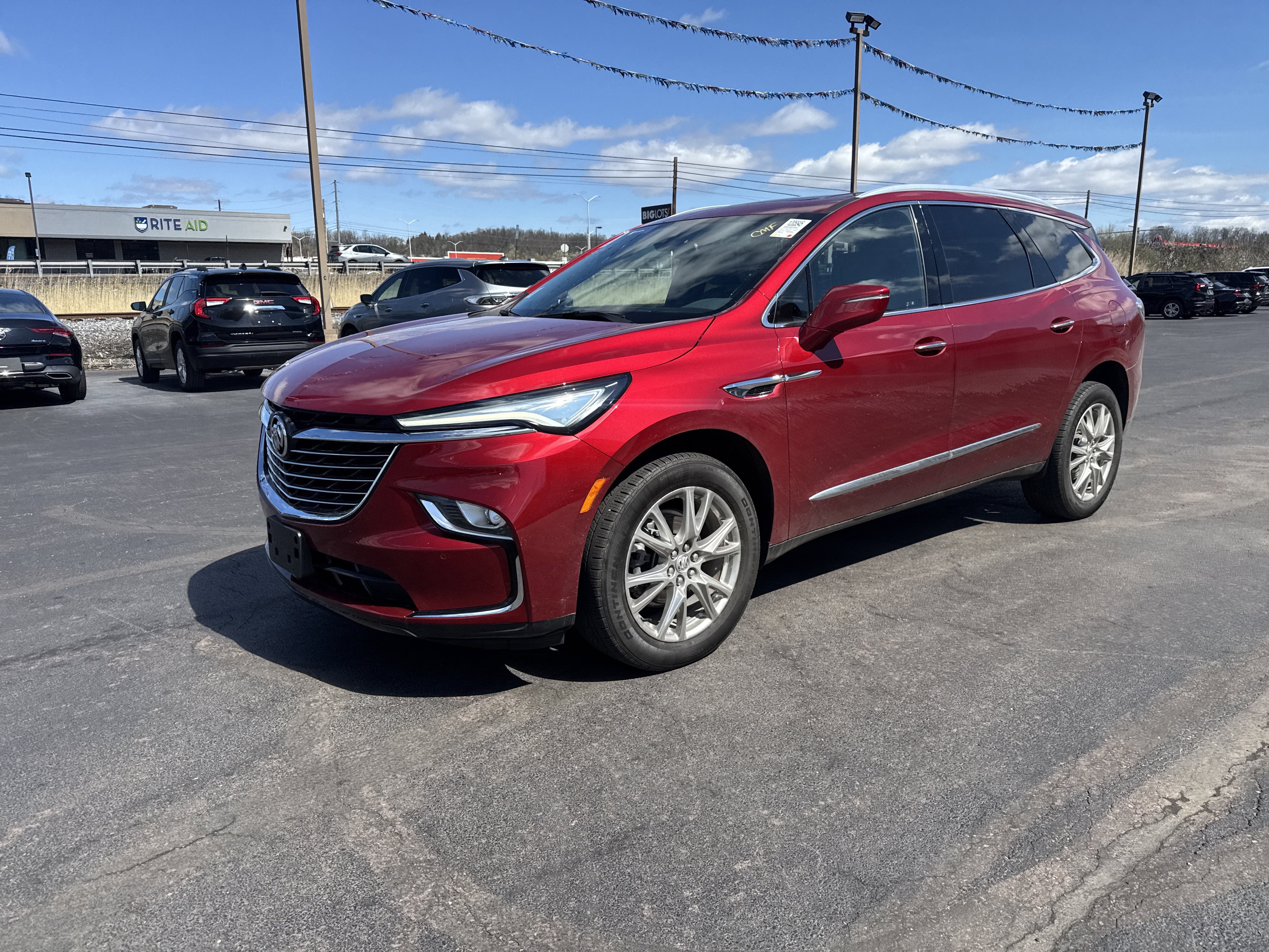 2023 Buick Enclave Essence
