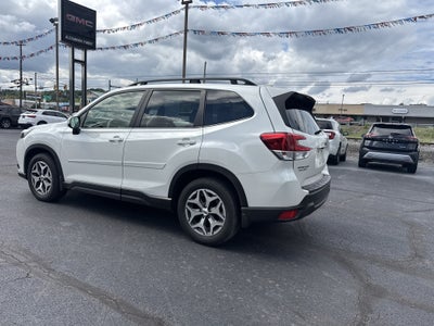 2023 Subaru Forester Premium