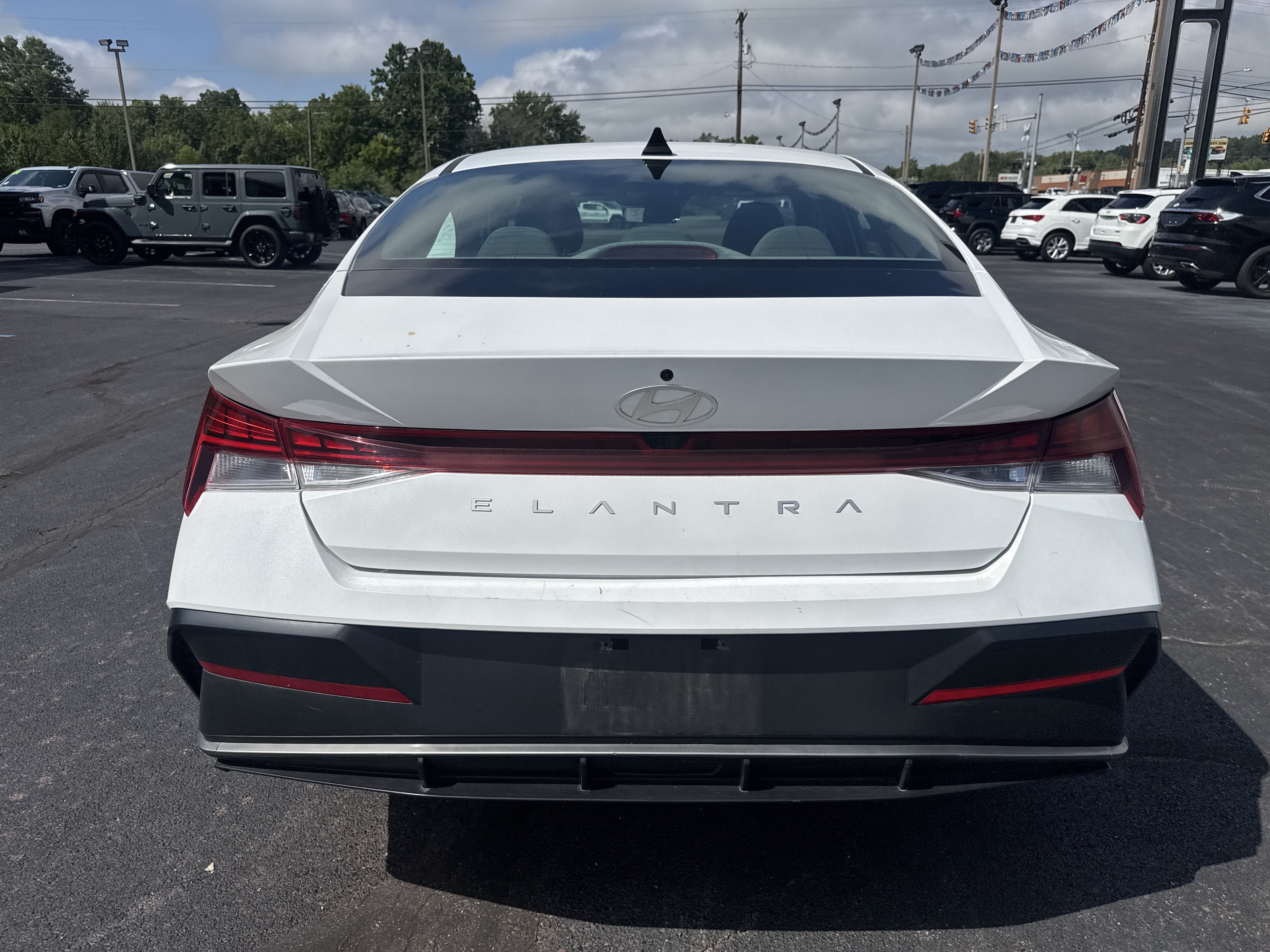 2025 Hyundai Elantra SEL Convenience