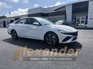 2025 Hyundai Elantra SEL Convenience