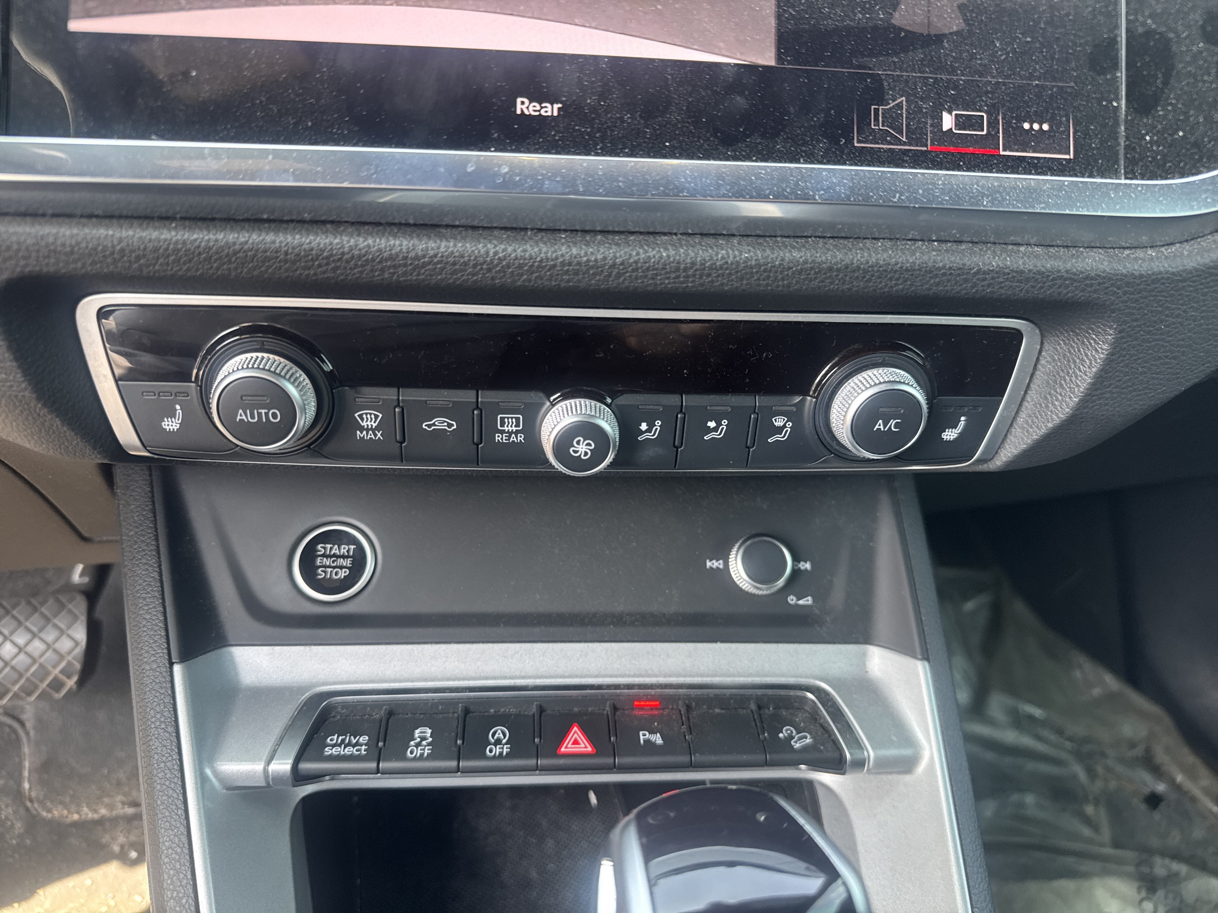 2023 Audi Q3 S line Premium
