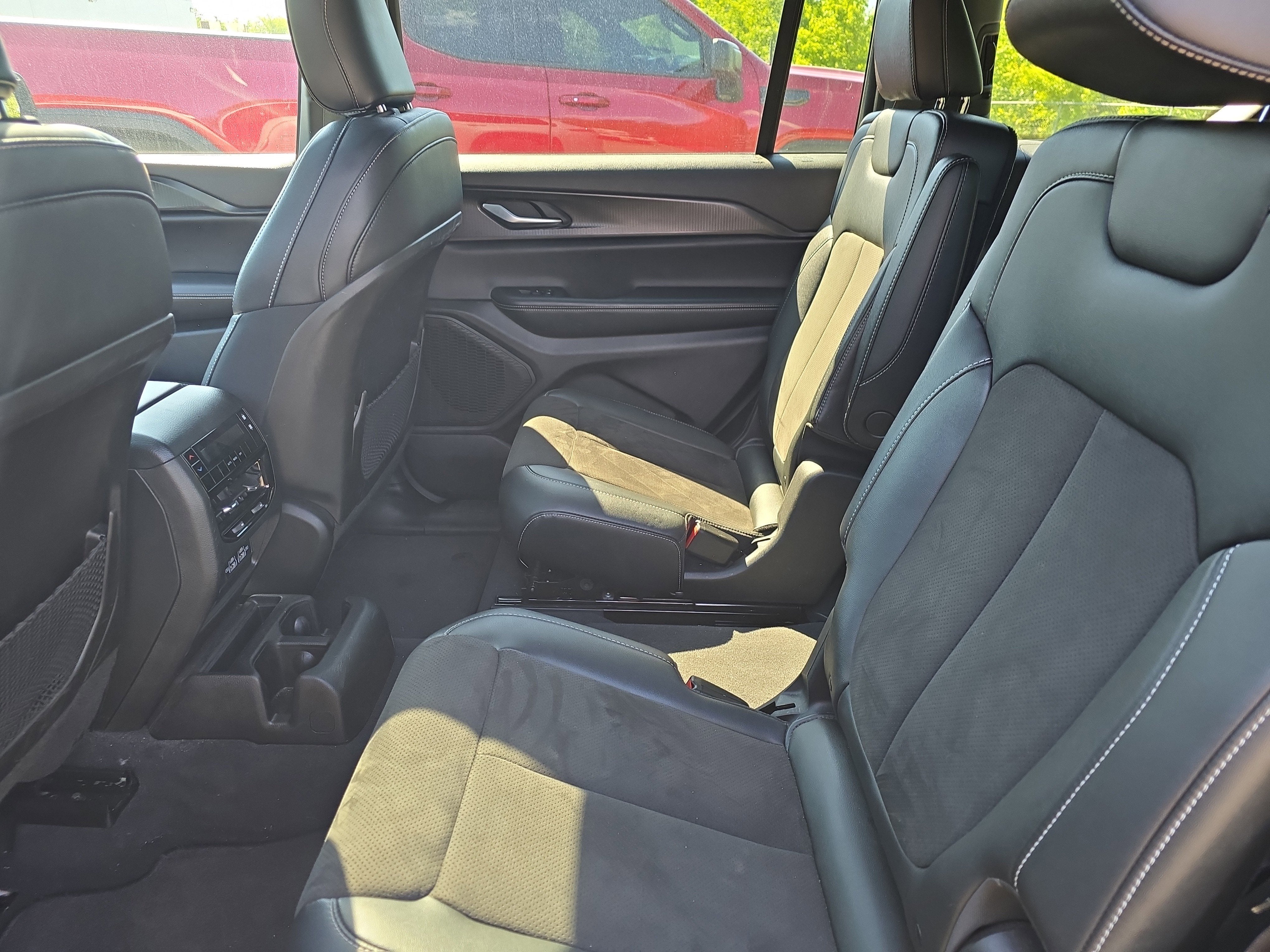 2023 Jeep Grand Cherokee L Altitude X