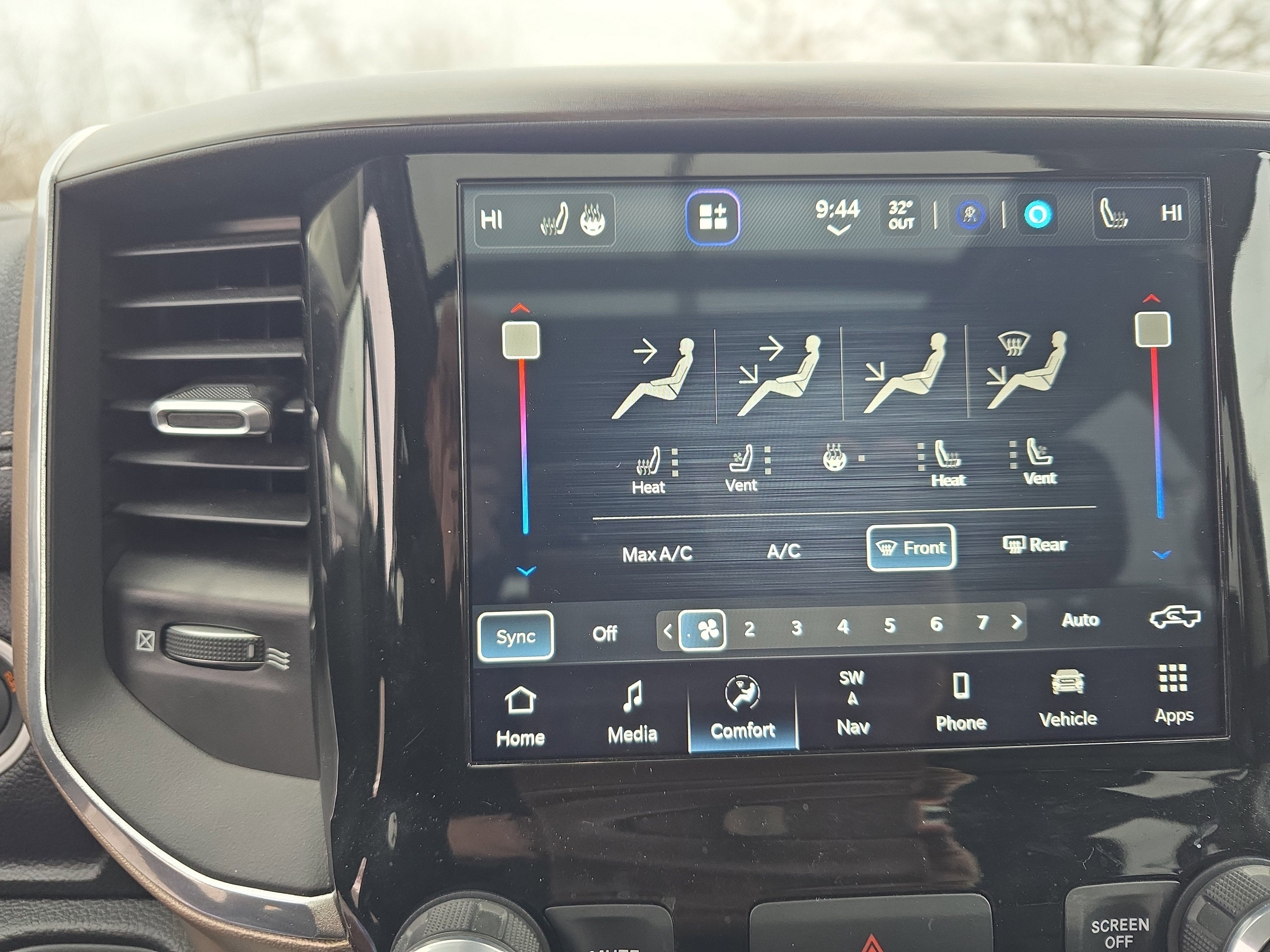 2022 RAM 1500 Laramie