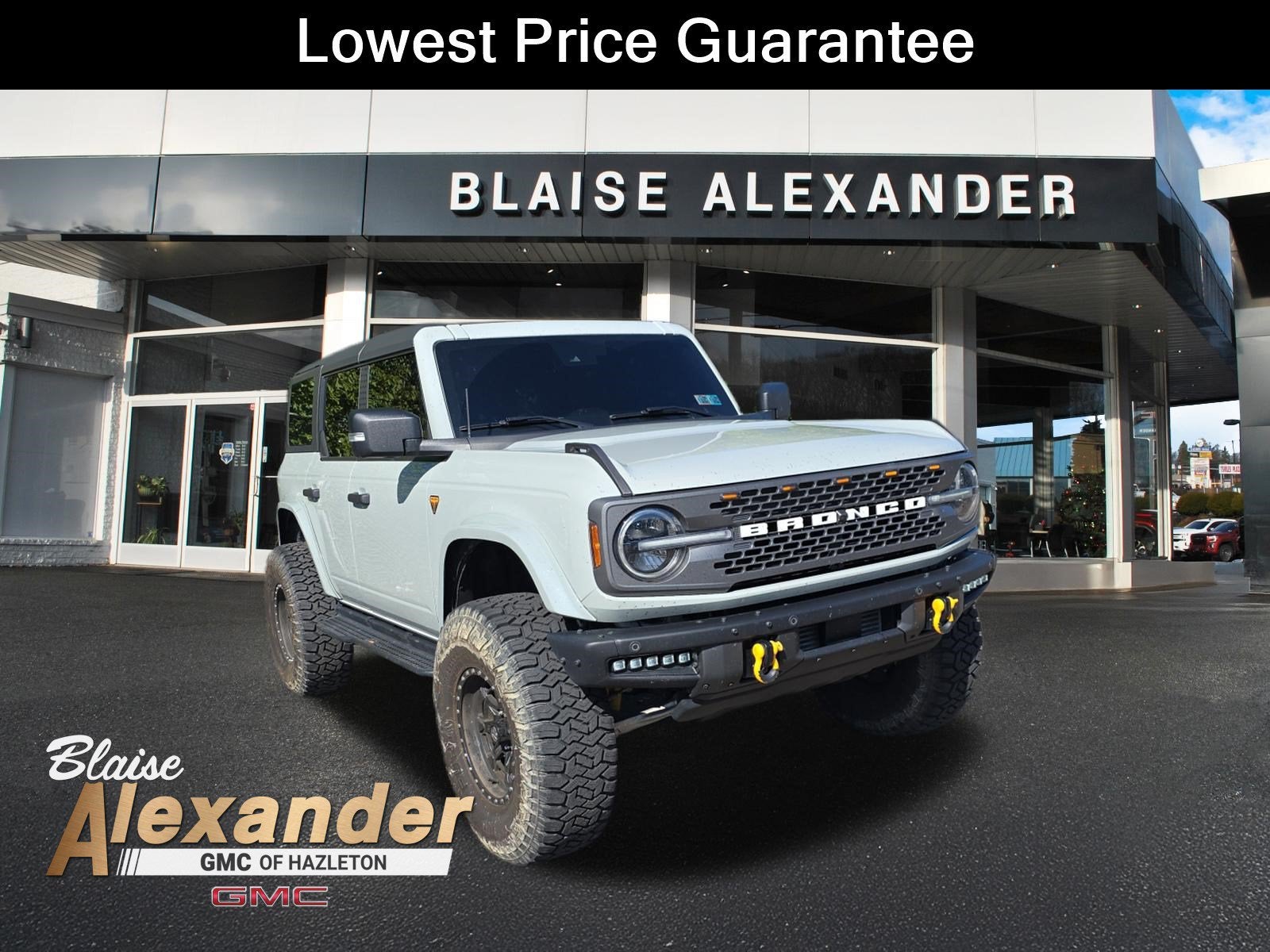 2023 Ford Bronco Base