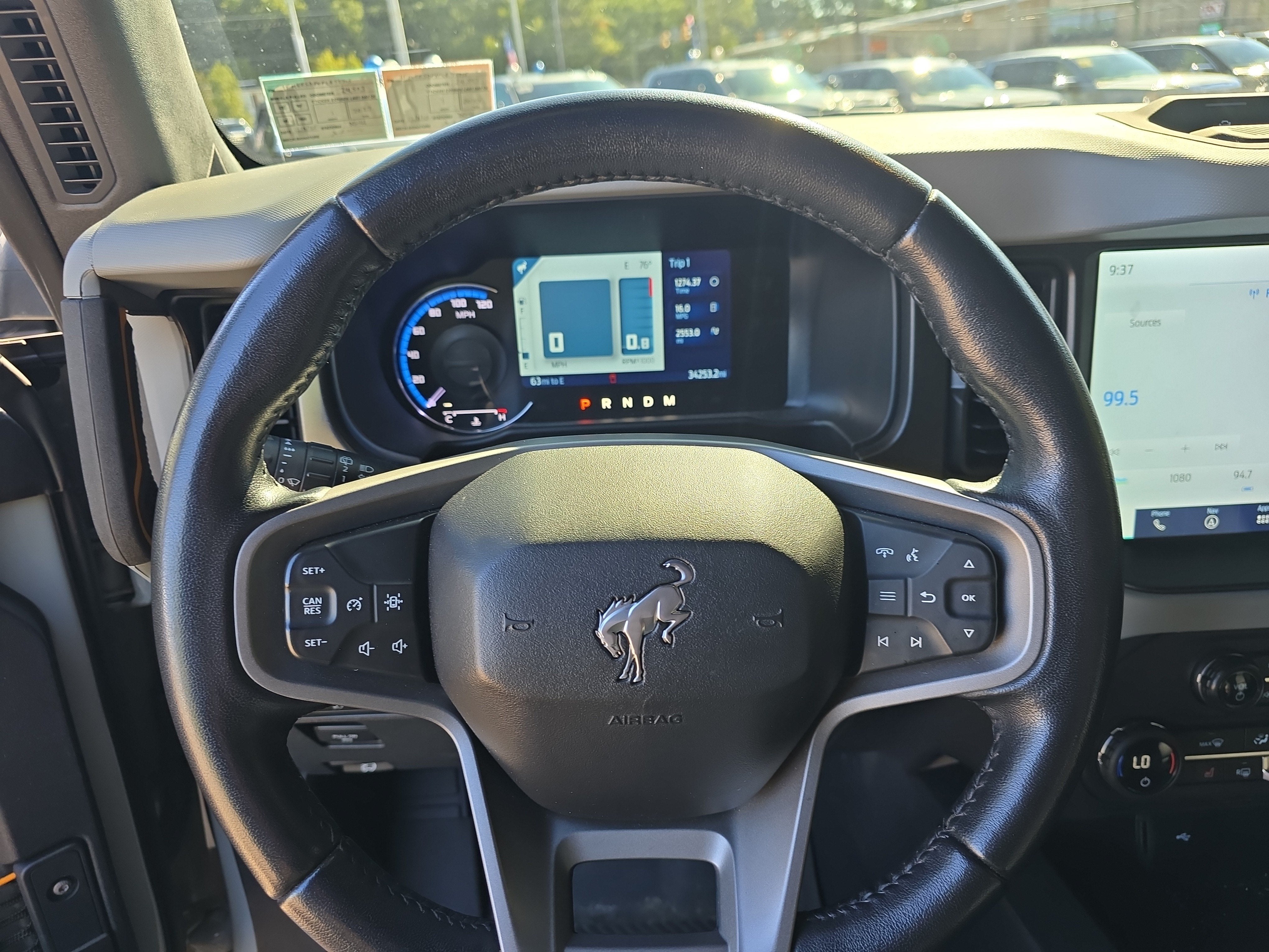 2023 Ford Bronco Base