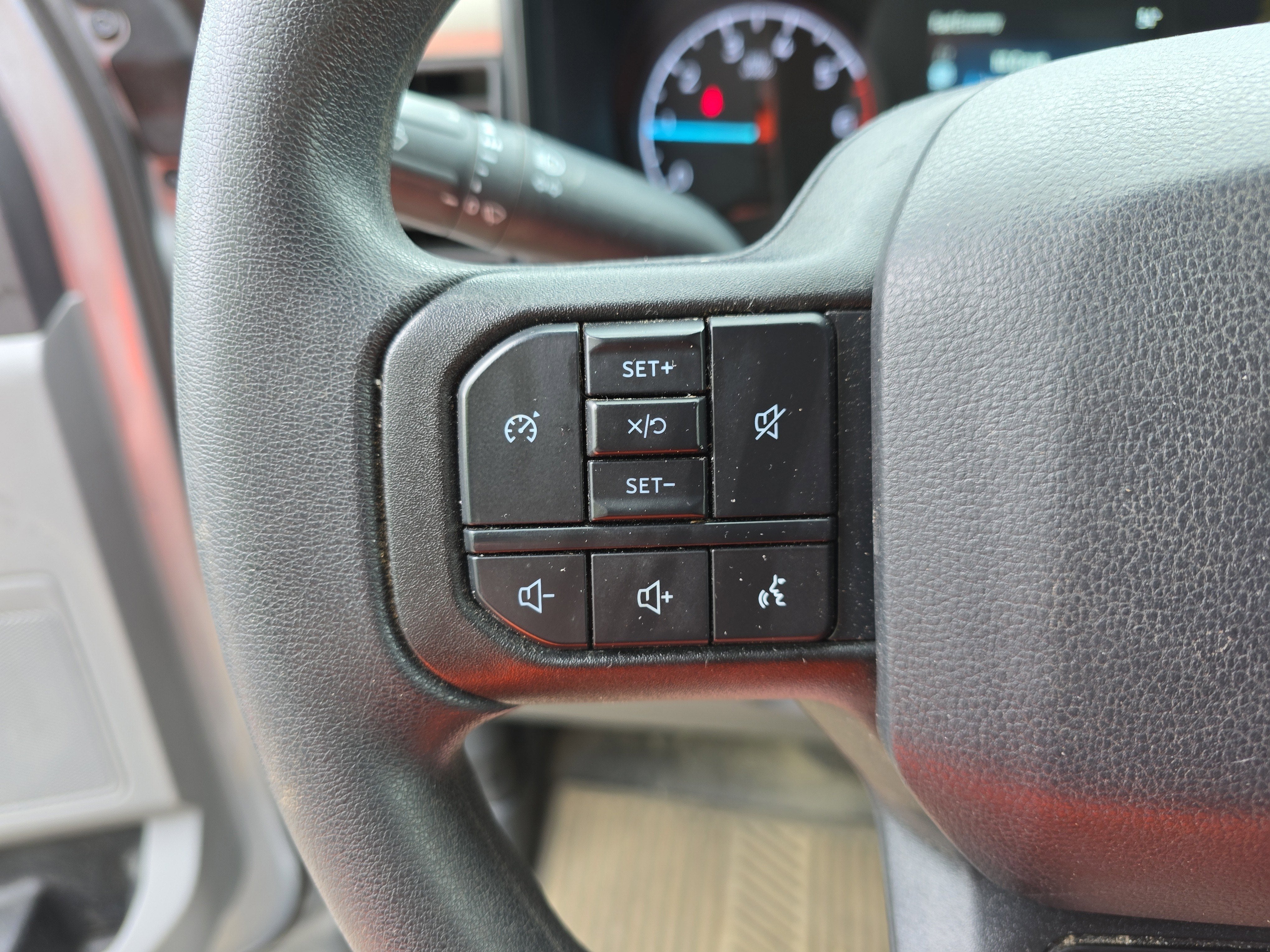 2023 Ford Super Duty F-350 SRW XL
