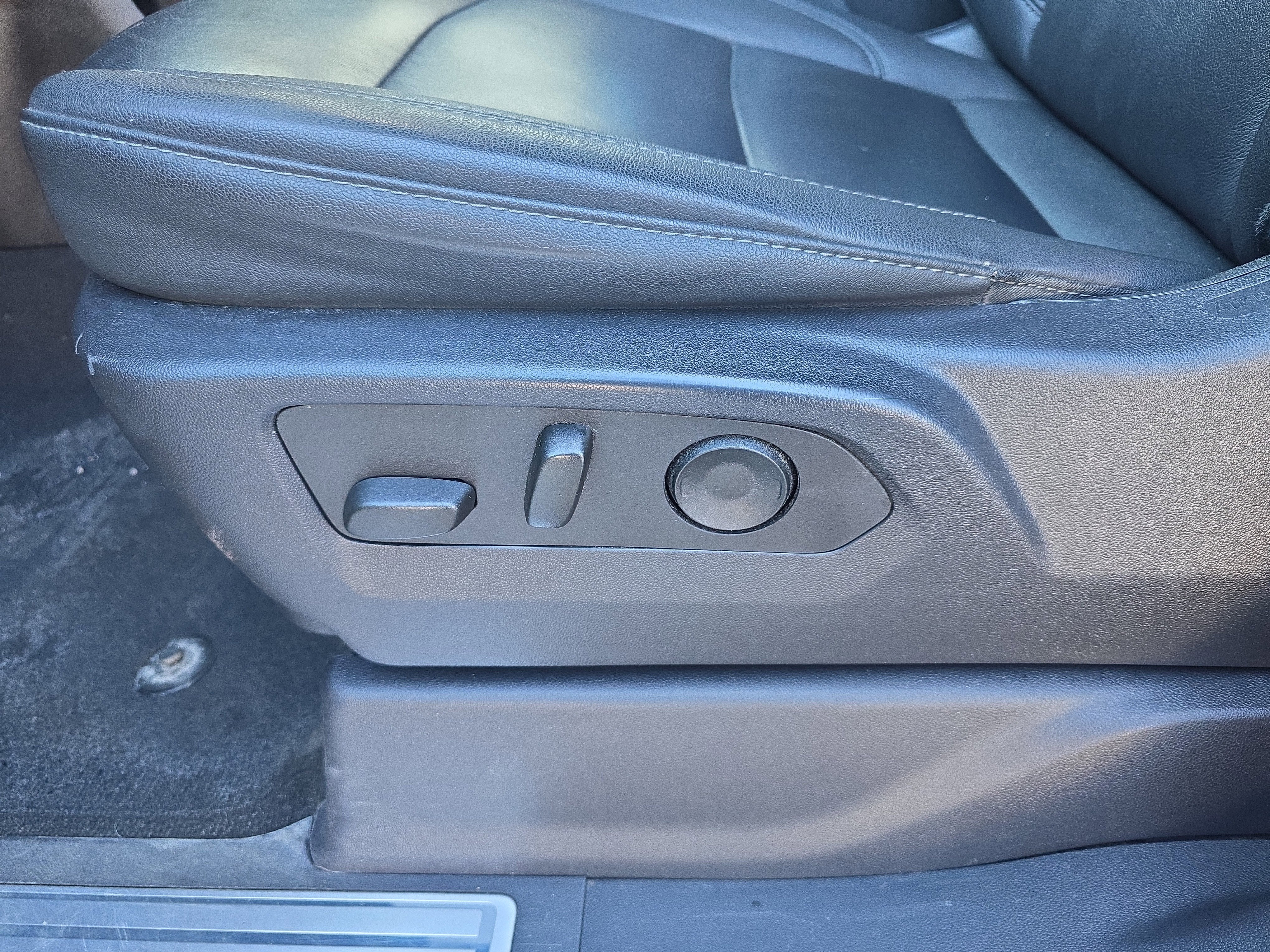 2025 Chevrolet Silverado 3500 HD LT DRW