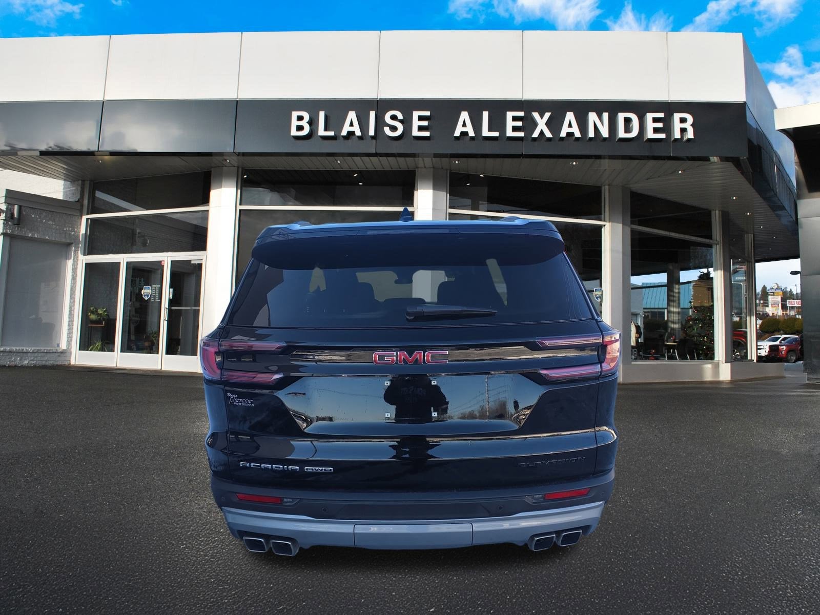 2025 GMC Acadia Elevation