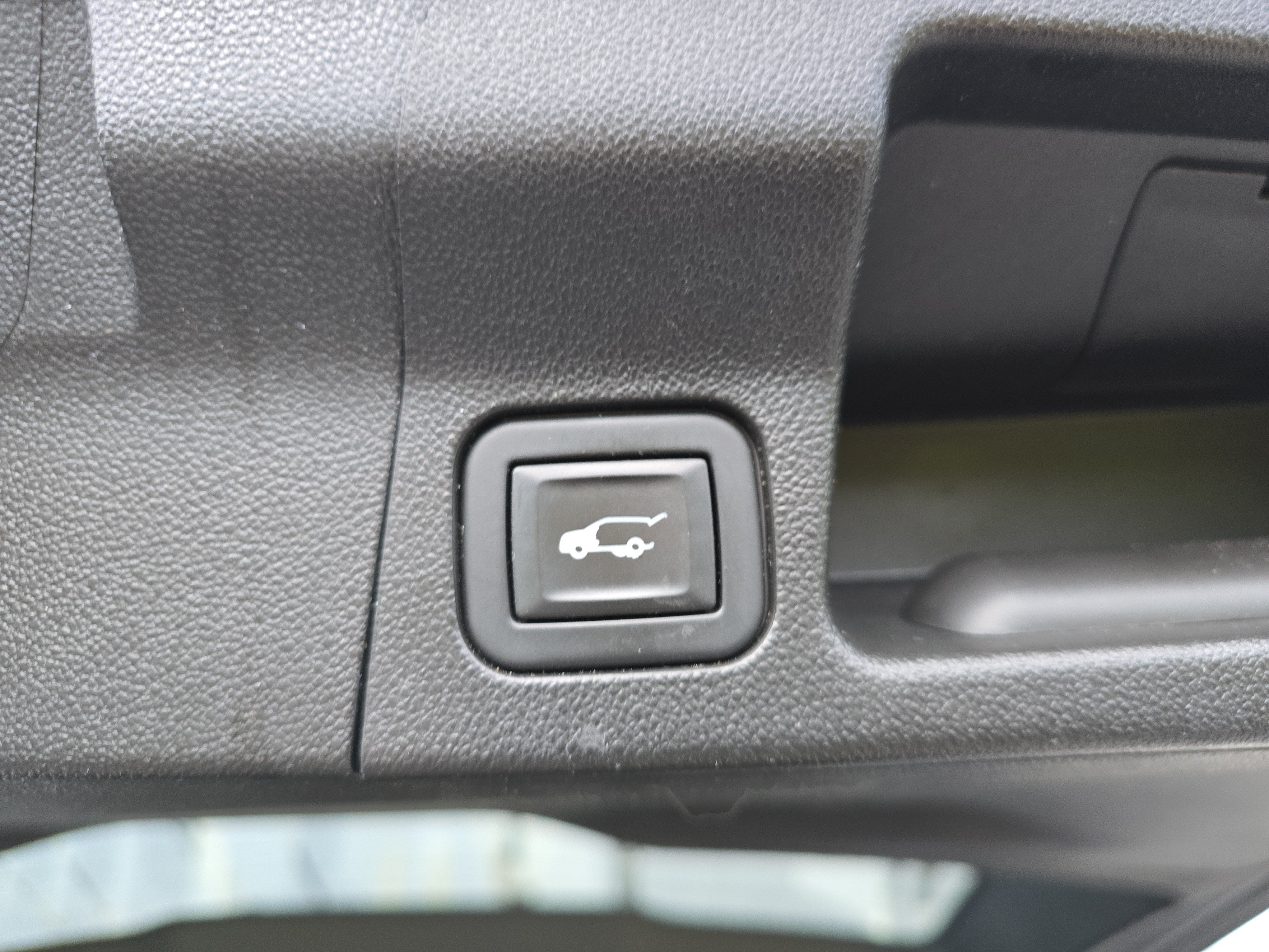 2021 GMC Acadia AT4