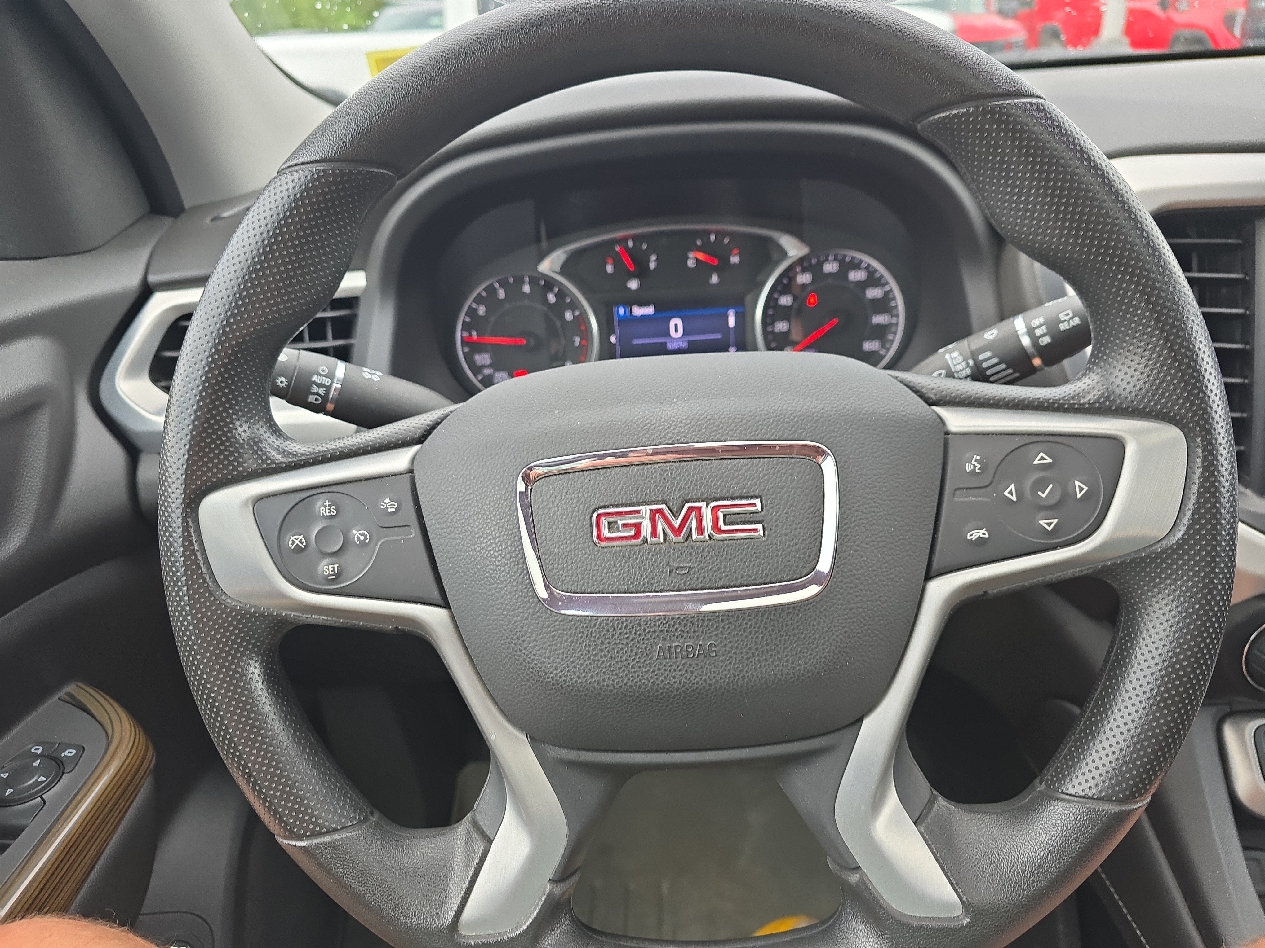 2022 GMC Acadia SLE