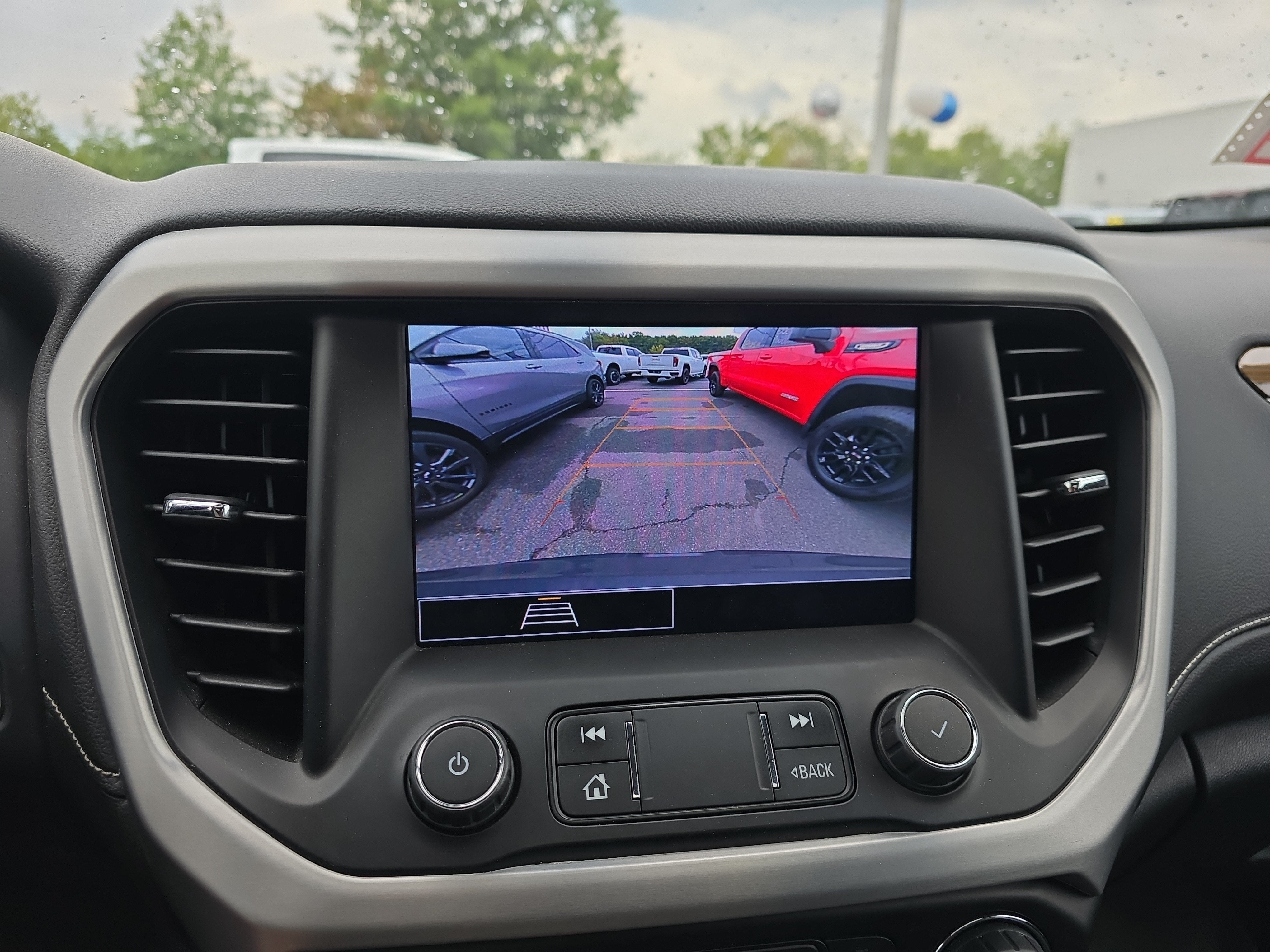2022 GMC Acadia SLE