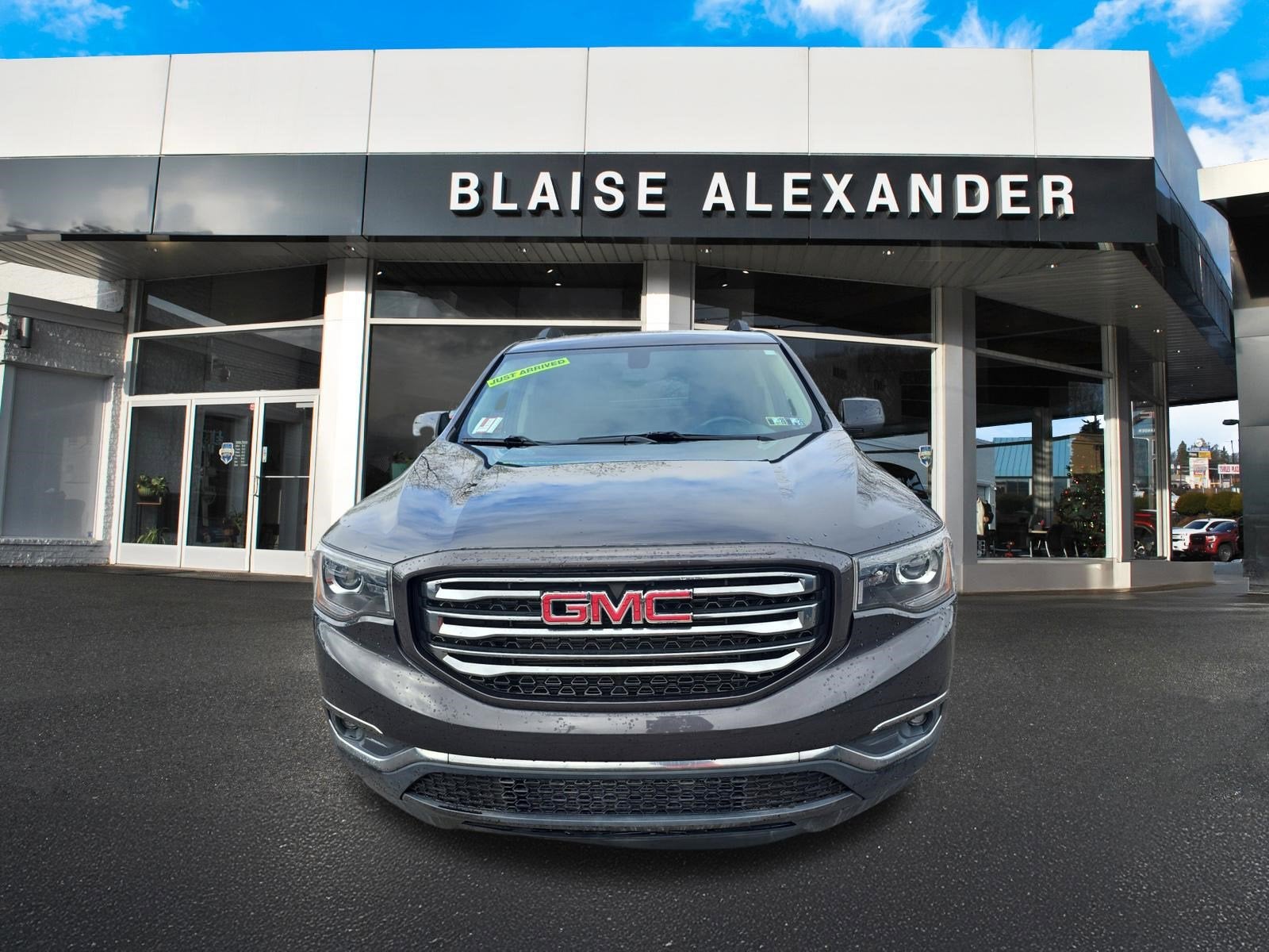 2017 GMC Acadia SLE