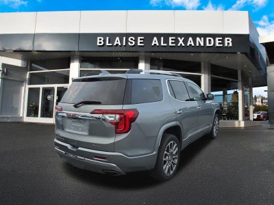 2023 GMC Acadia Denali