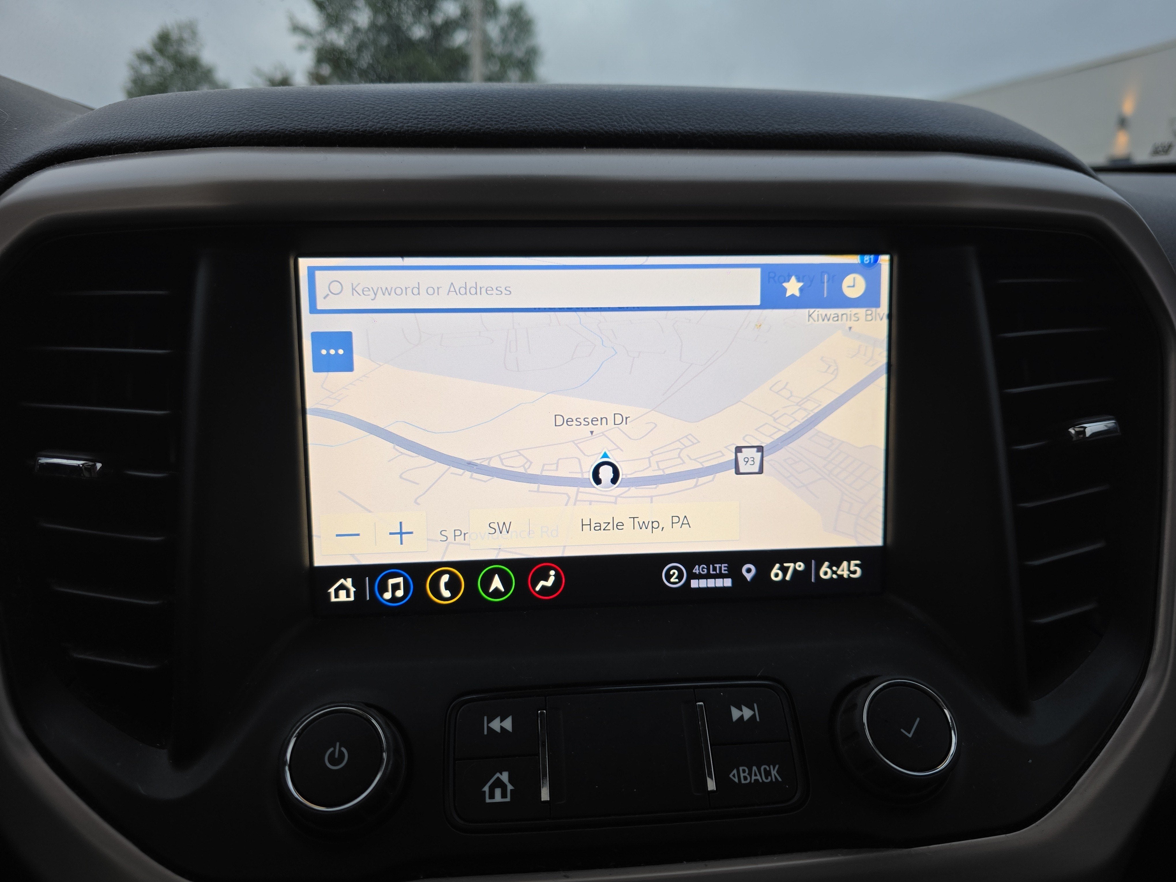 2023 GMC Acadia Denali