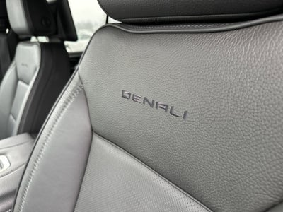 2023 GMC Yukon Denali