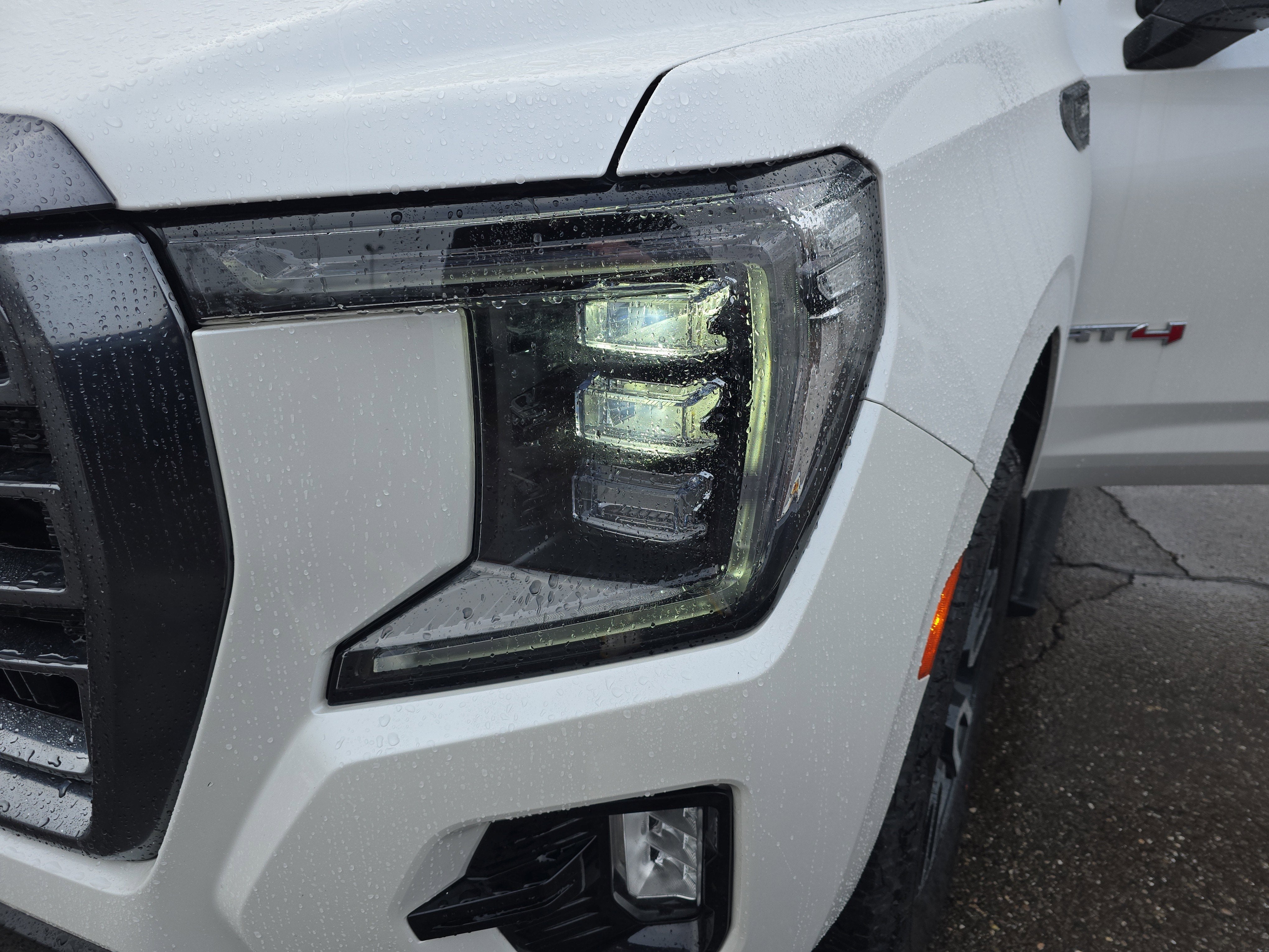 2023 GMC Yukon XL AT4