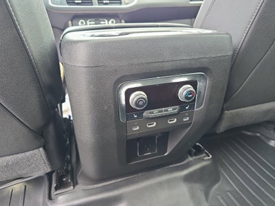 2023 GMC Yukon XL AT4