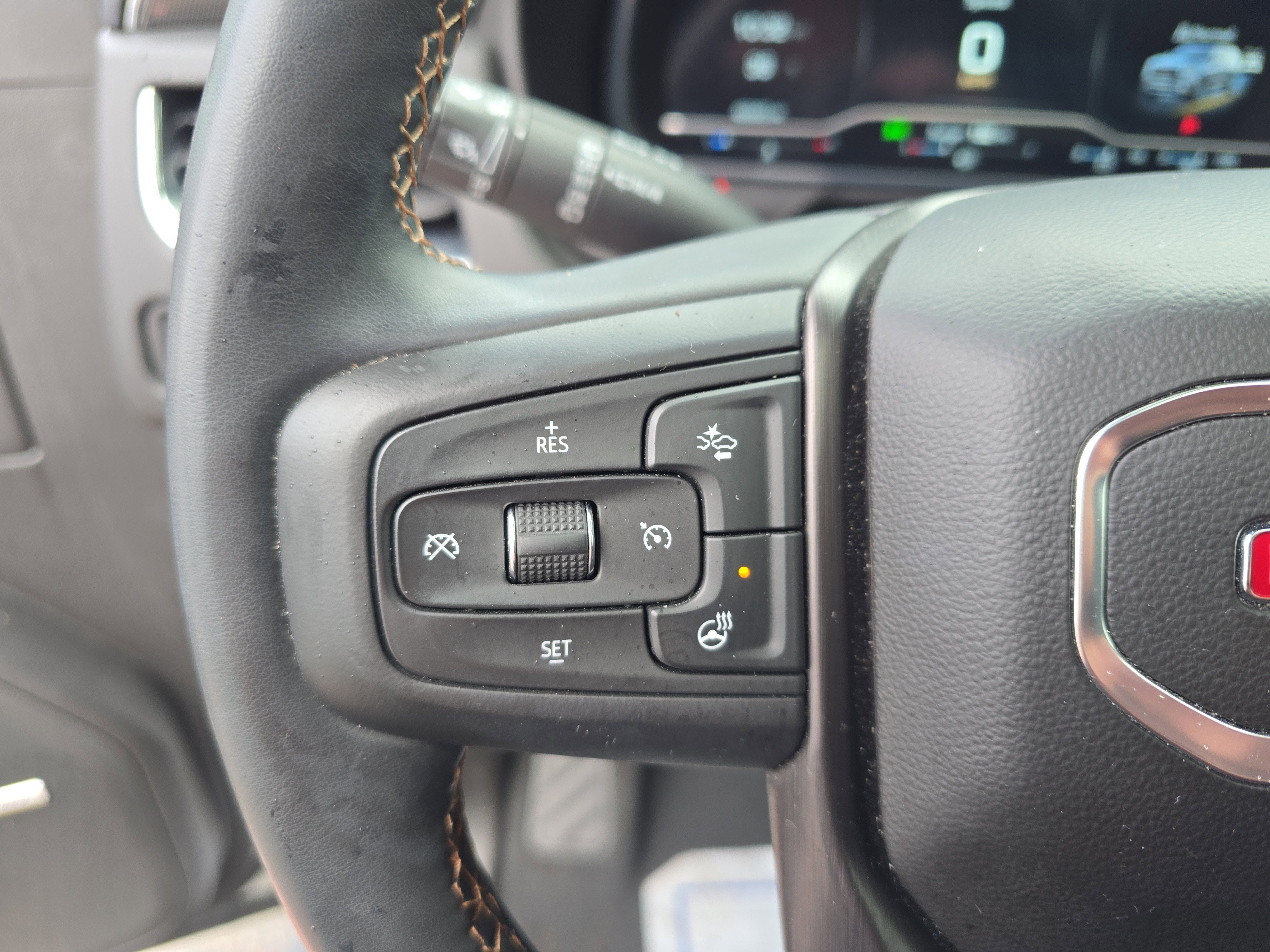 2023 GMC Yukon XL AT4