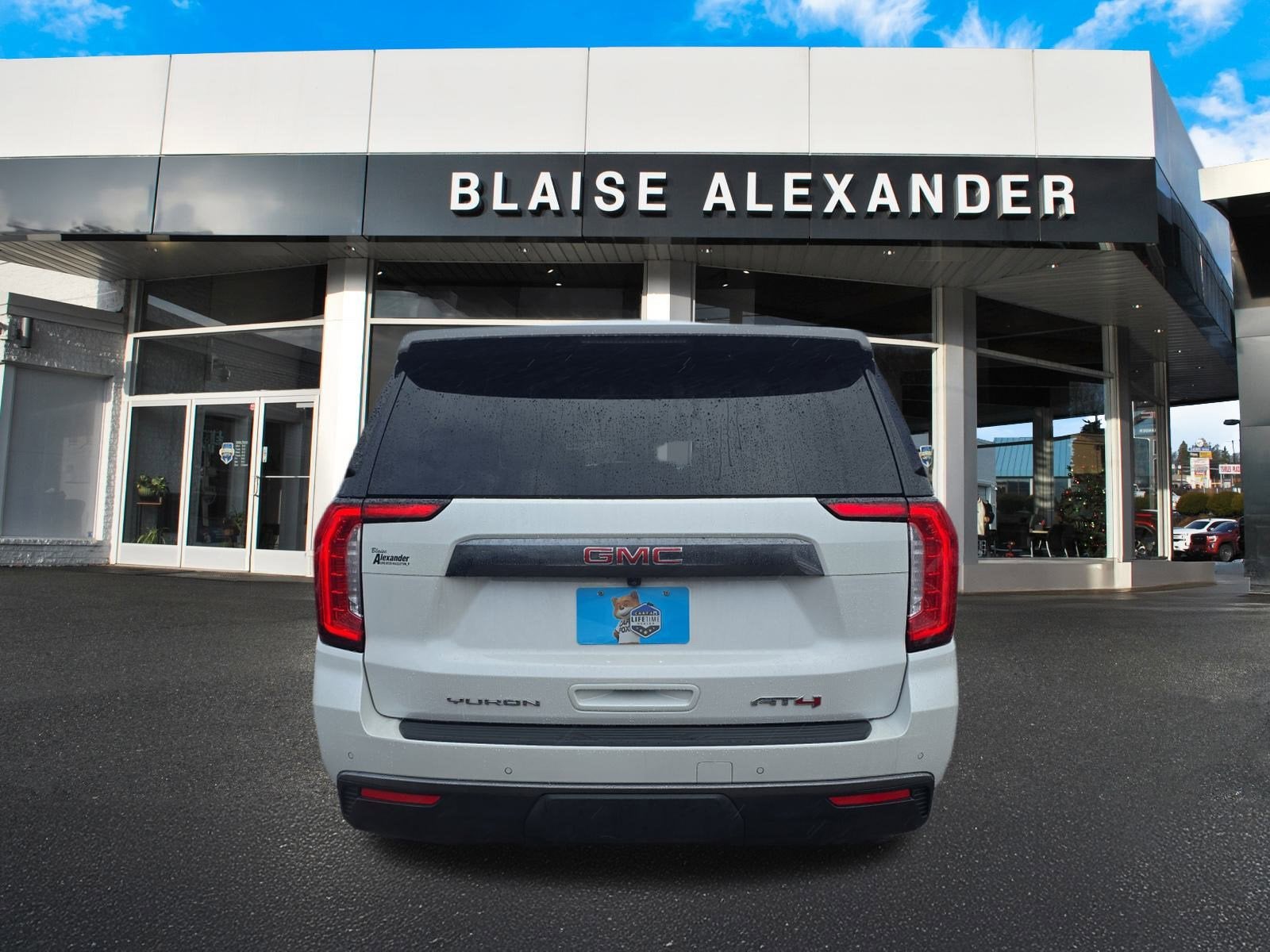 2023 GMC Yukon XL AT4