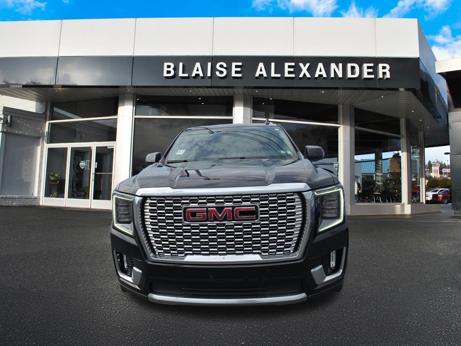 2023 GMC Yukon XL Denali
