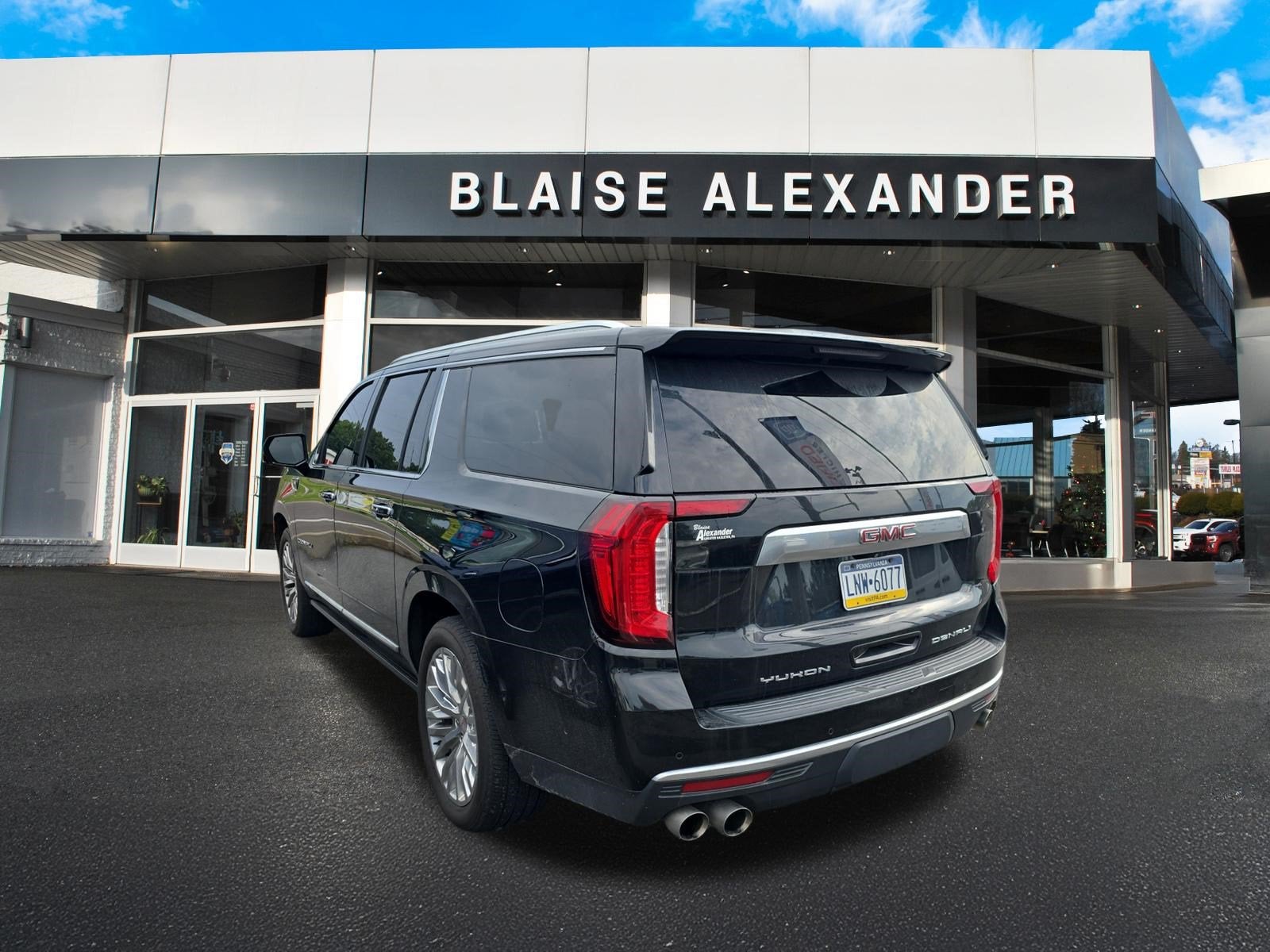 2023 GMC Yukon XL Denali