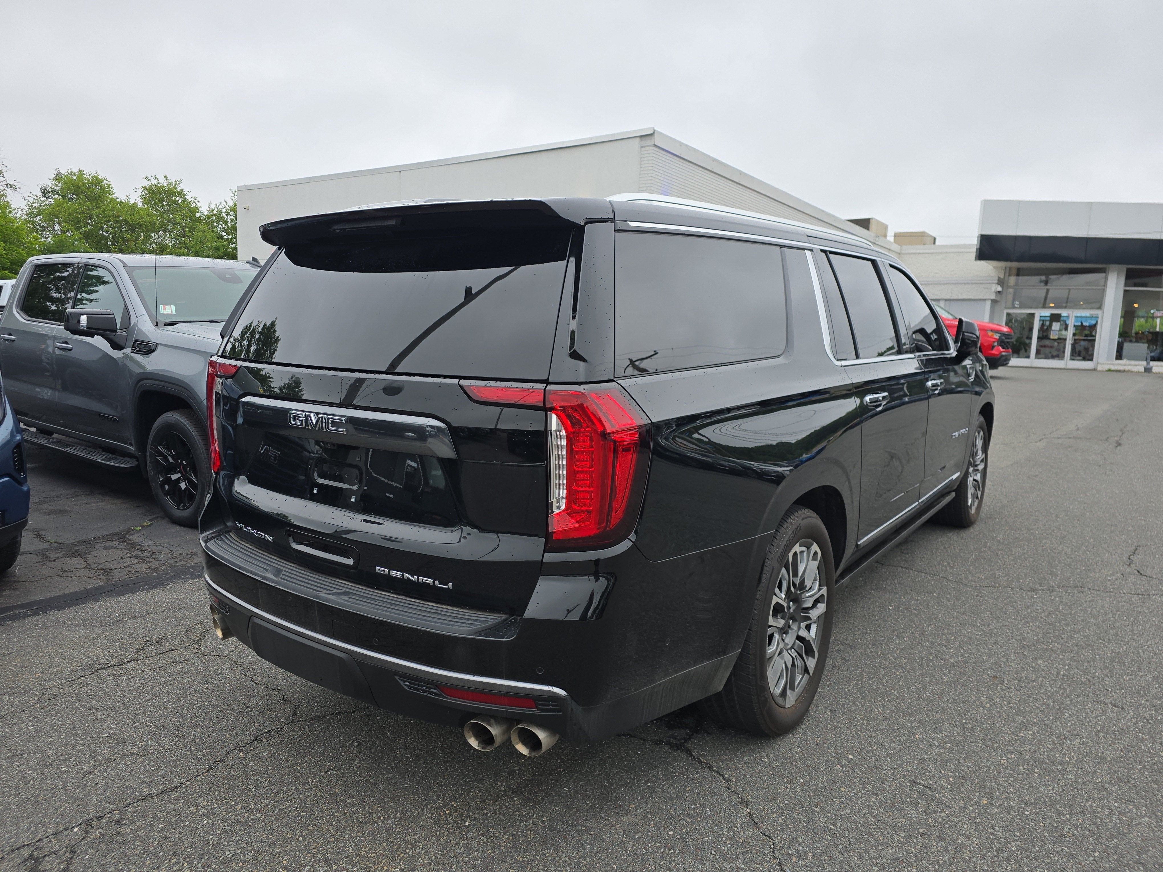 2023 GMC Yukon XL Denali Ultimate