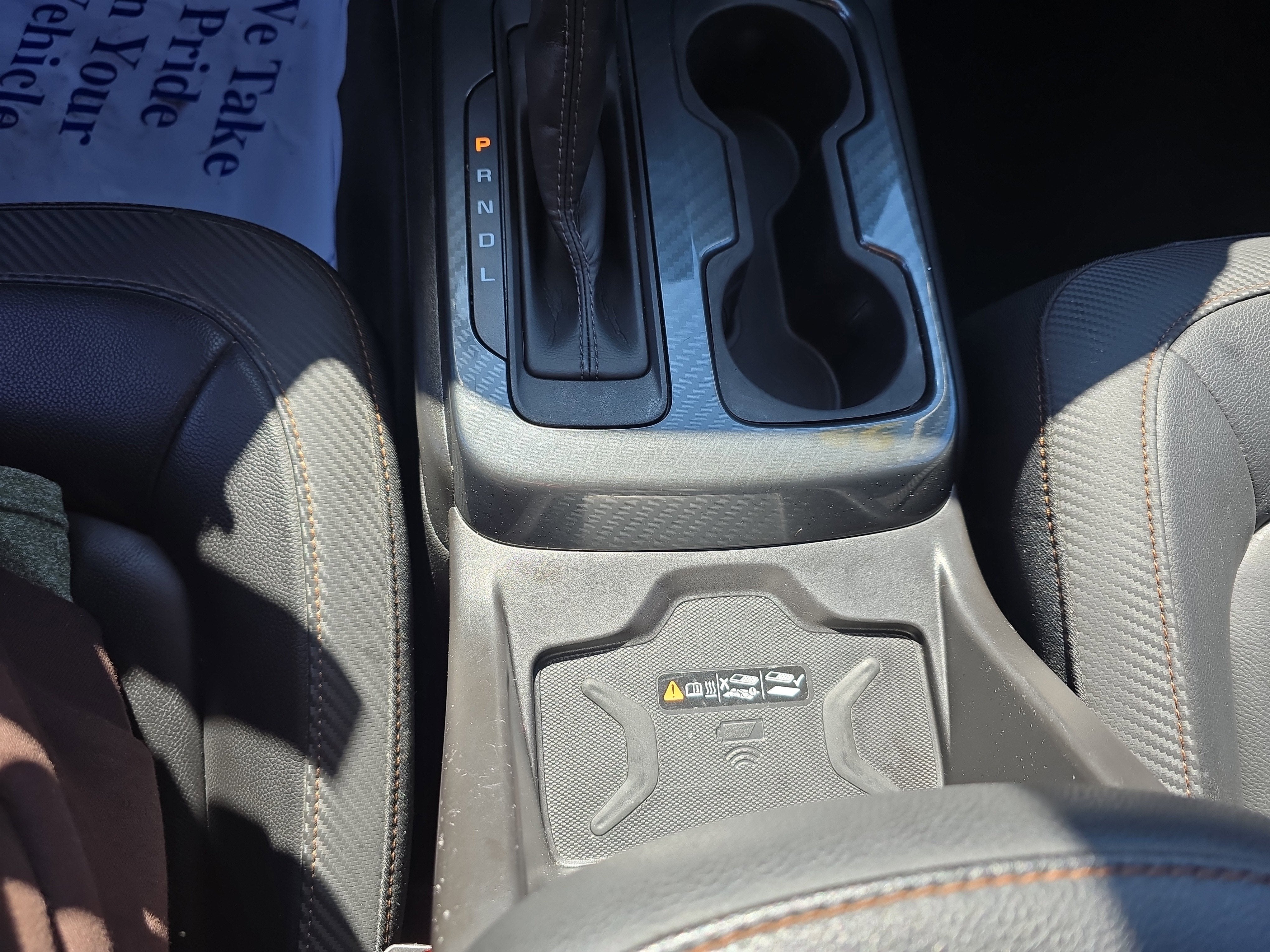 2022 GMC Canyon AT4 - Leather