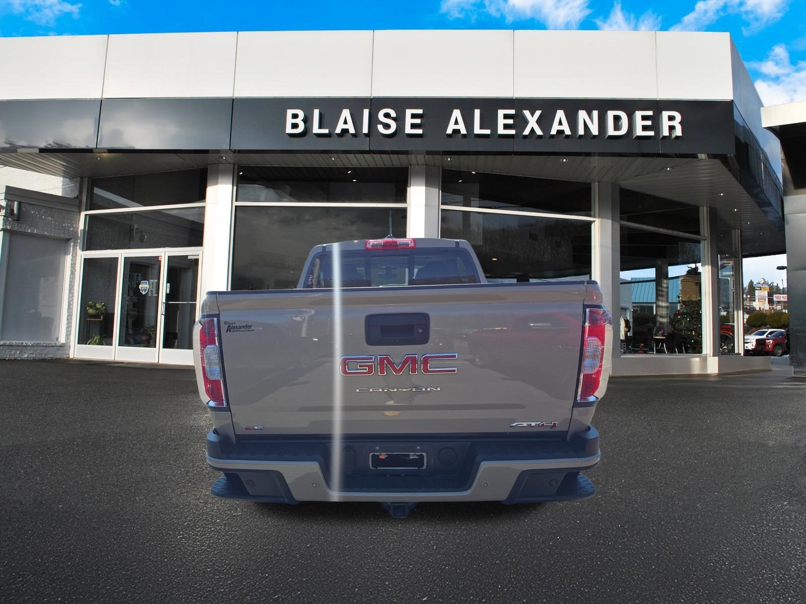 2022 GMC Canyon AT4 - Leather