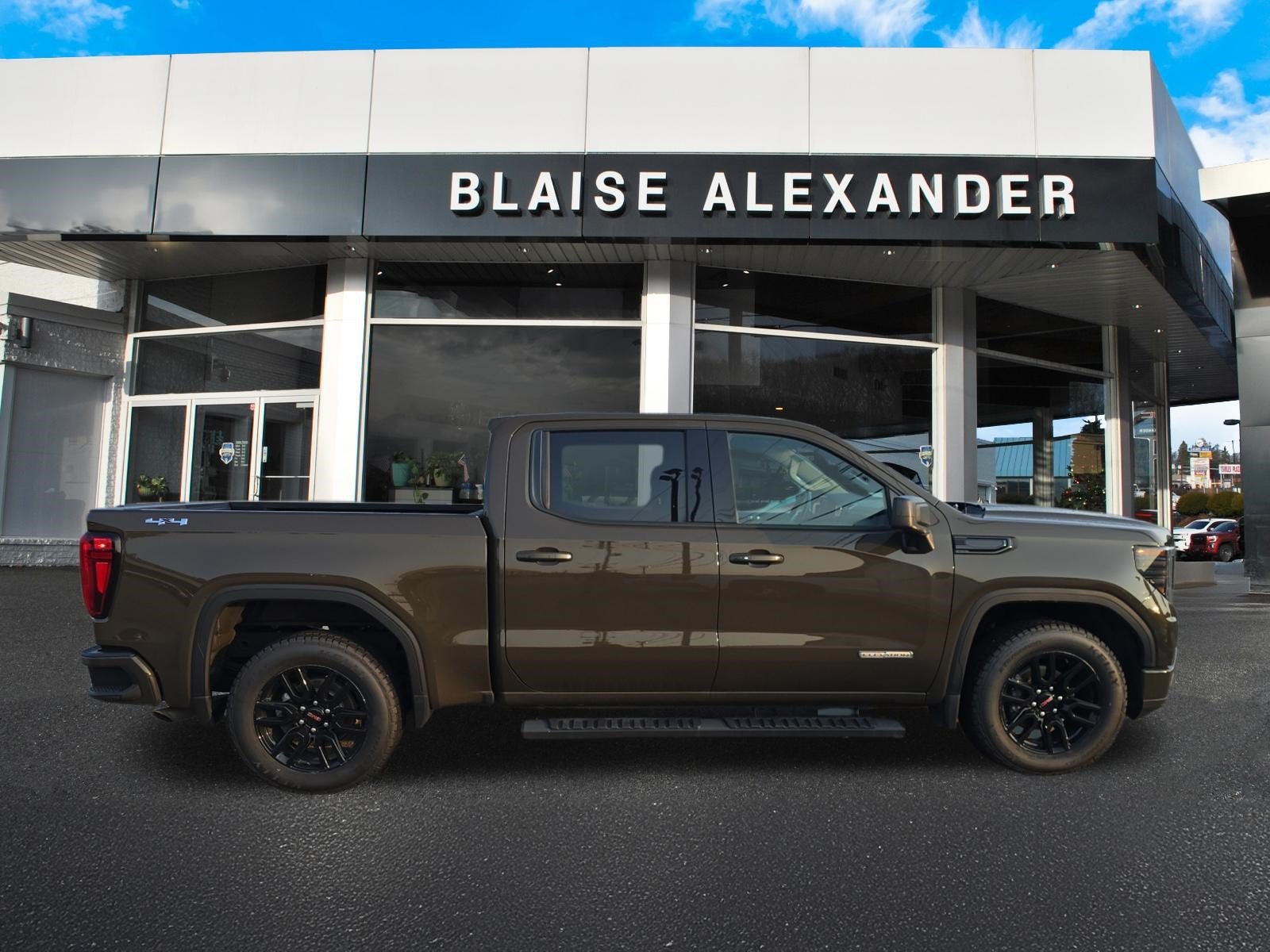 2024 GMC Sierra 1500 Elevation