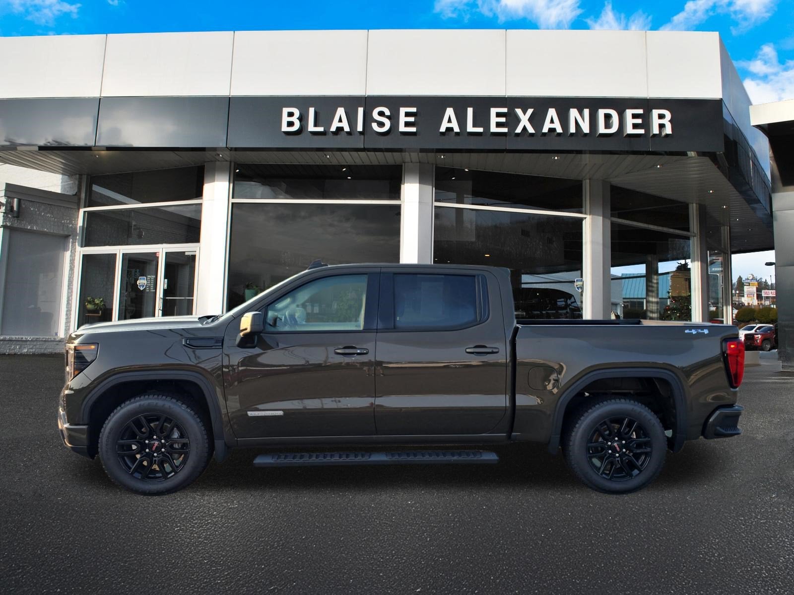2024 GMC Sierra 1500 Elevation