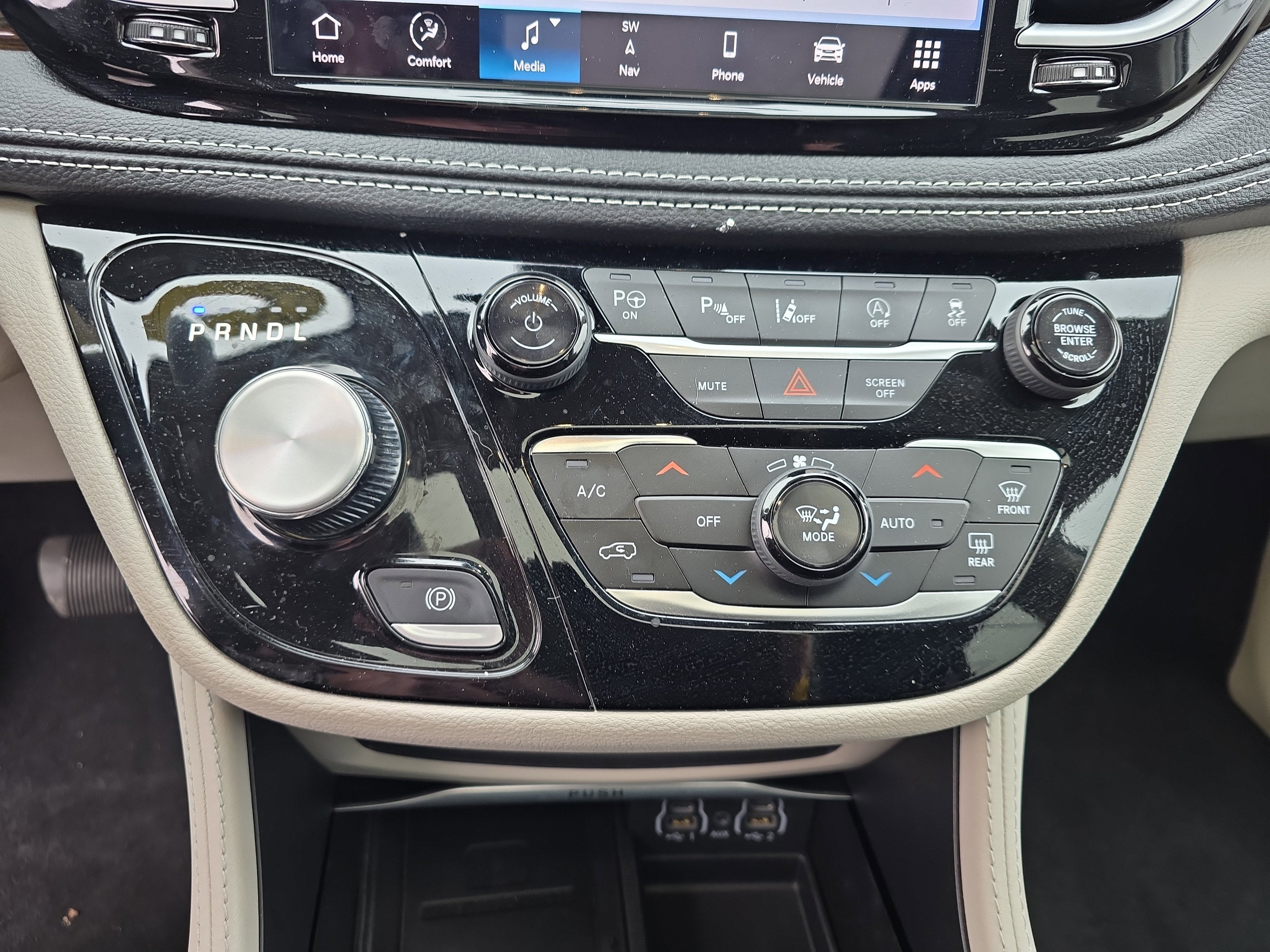 2024 Chrysler Pacifica Limited