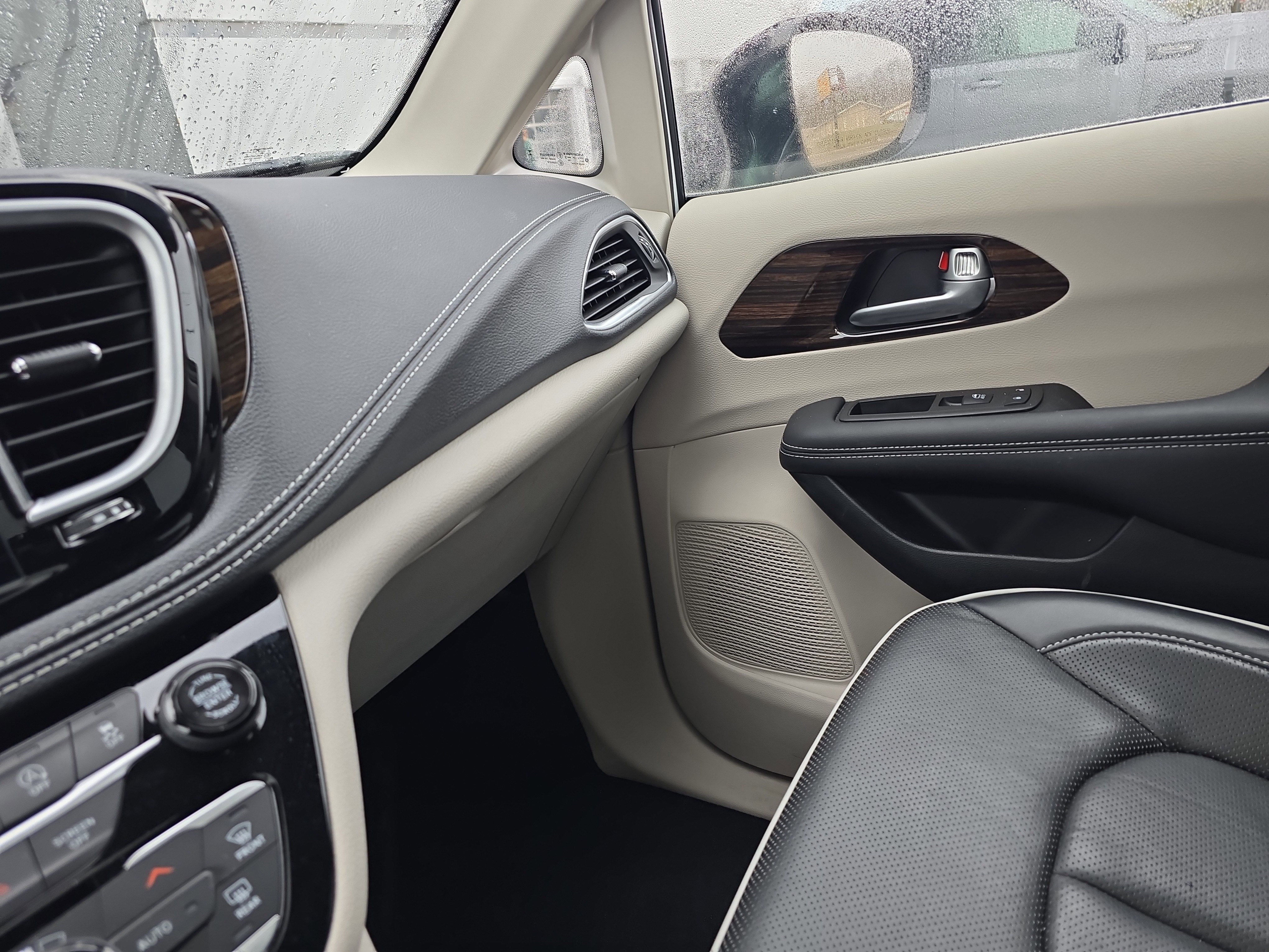 2024 Chrysler Pacifica Limited