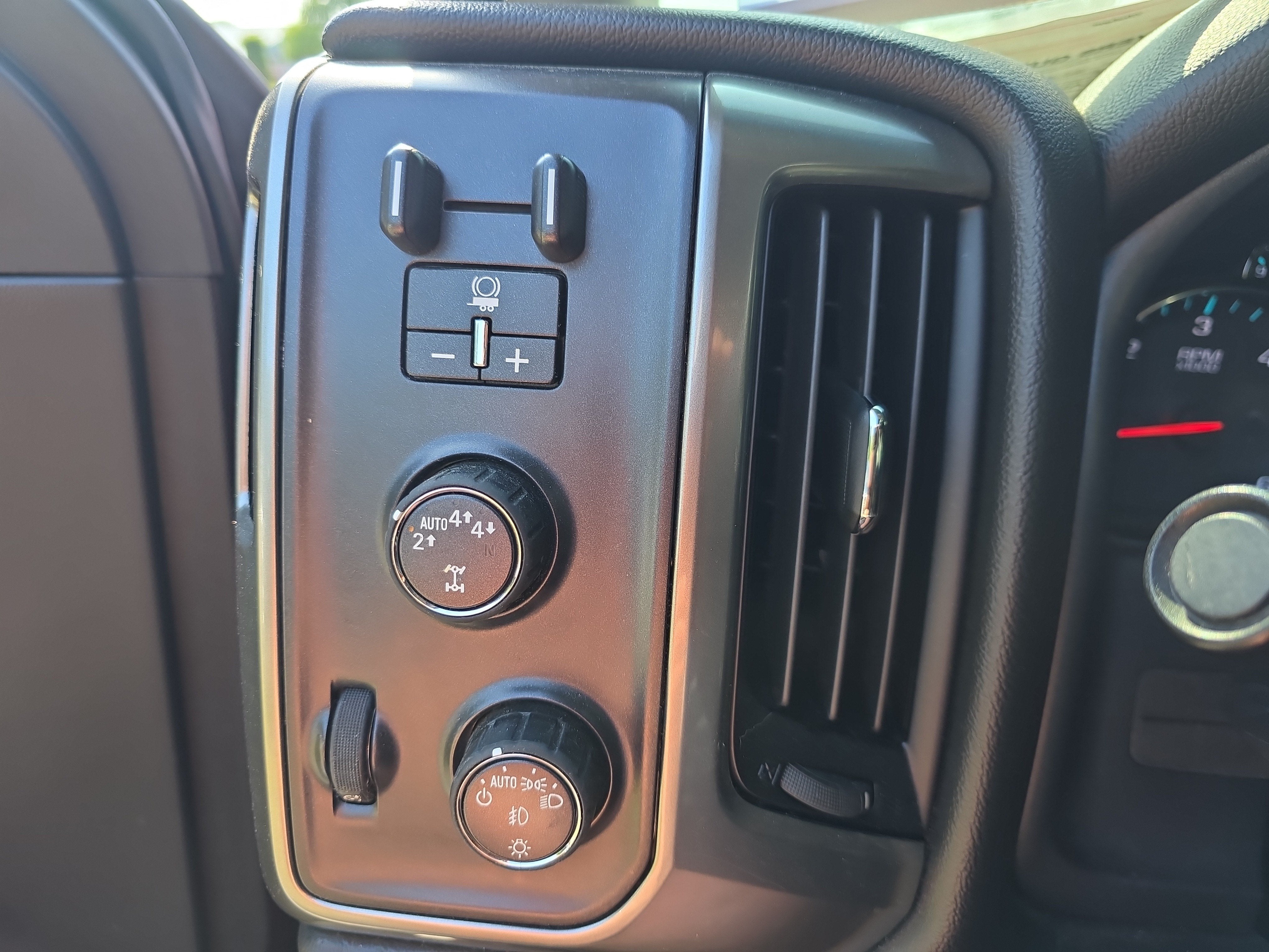 2019 Chevrolet Silverado LD LT