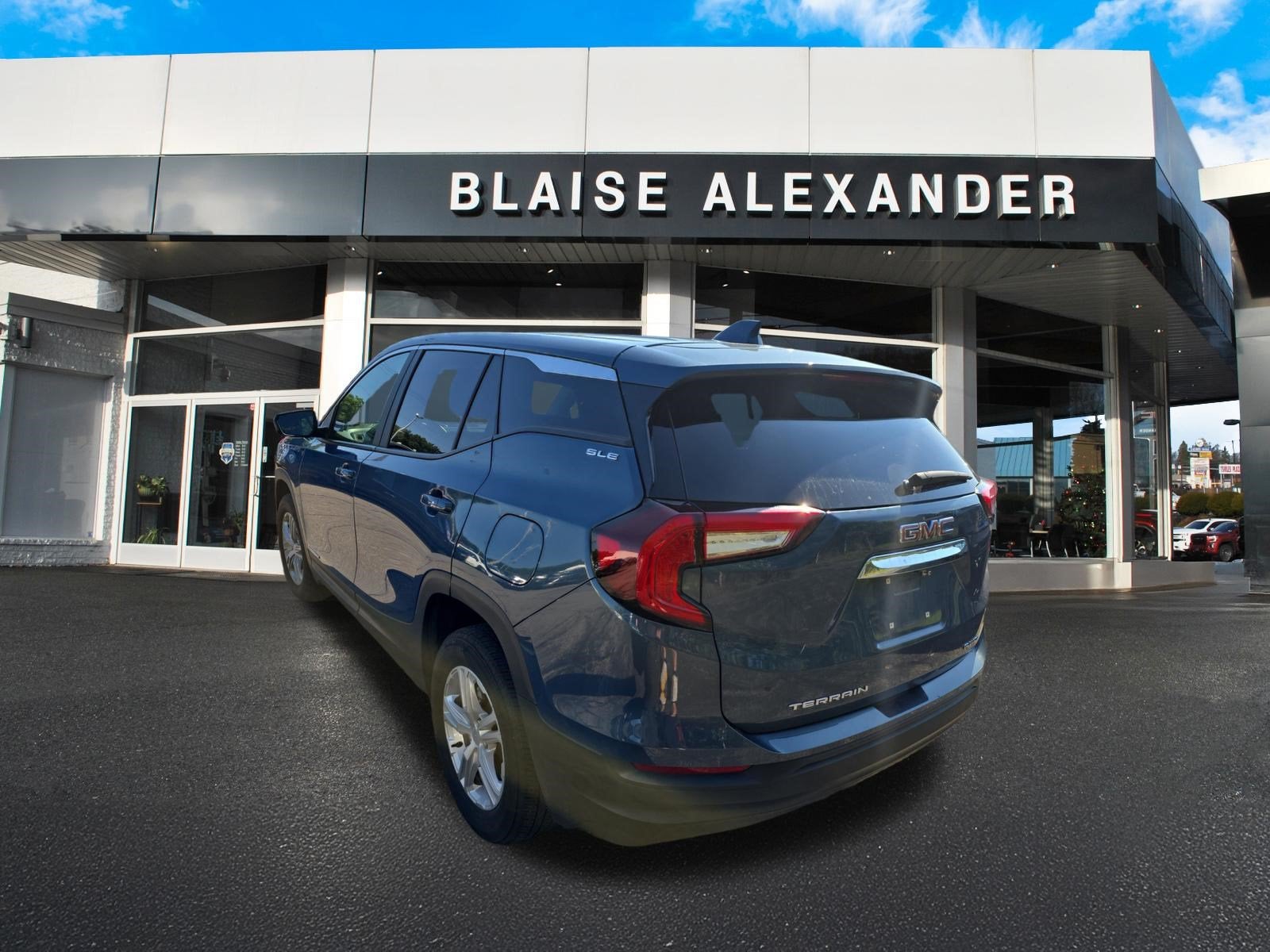 2024 GMC Terrain SLE