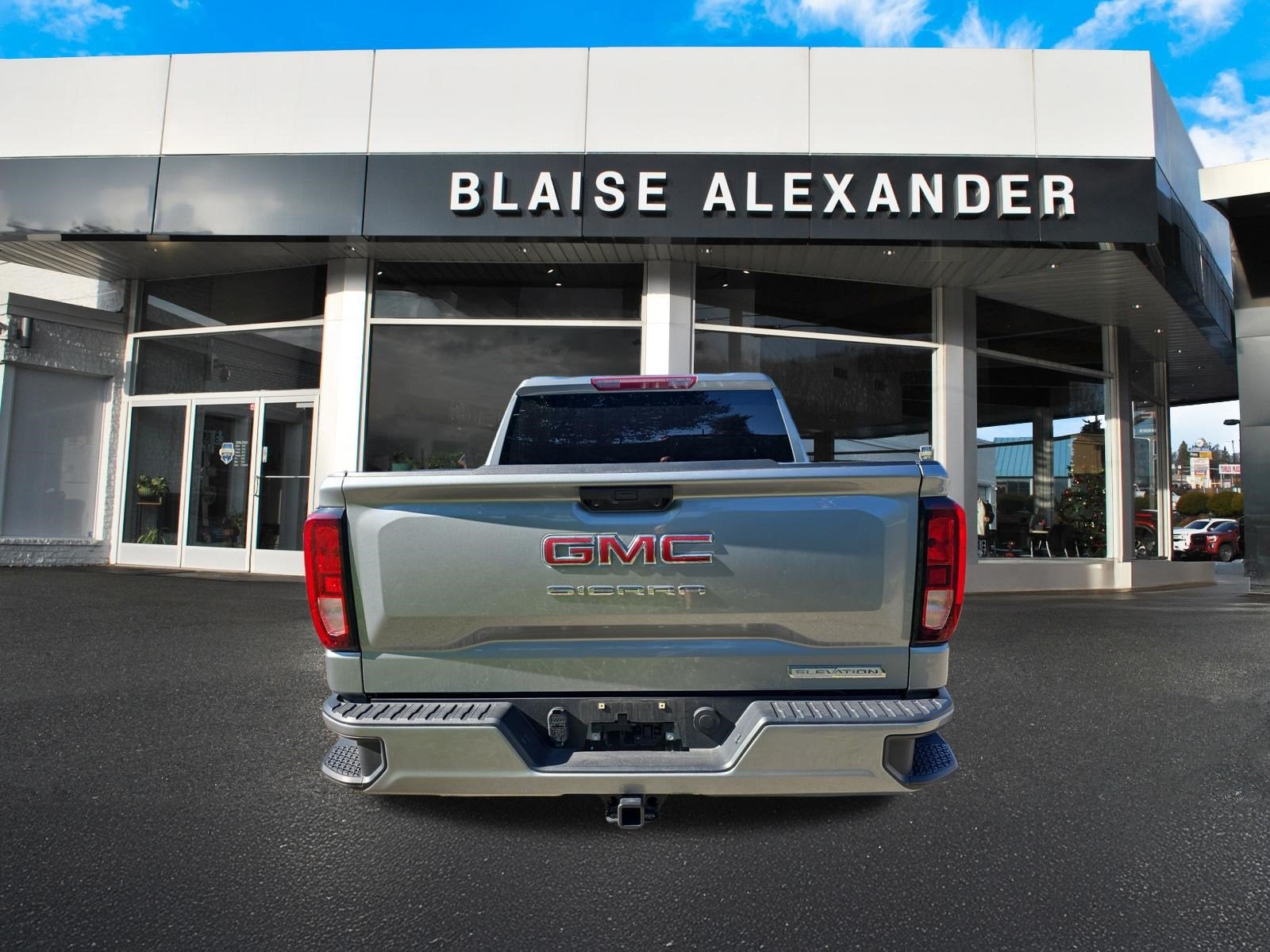2025 GMC Sierra 1500 Elevation