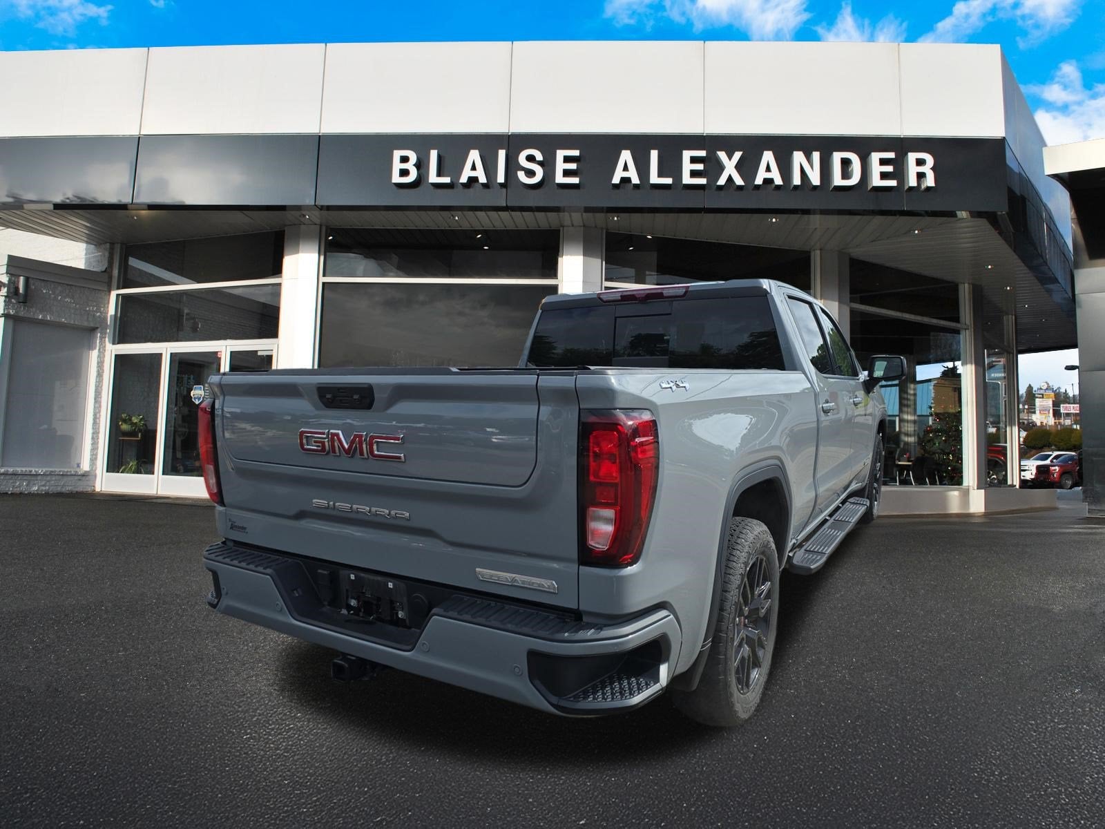 2024 GMC Sierra 1500 Elevation
