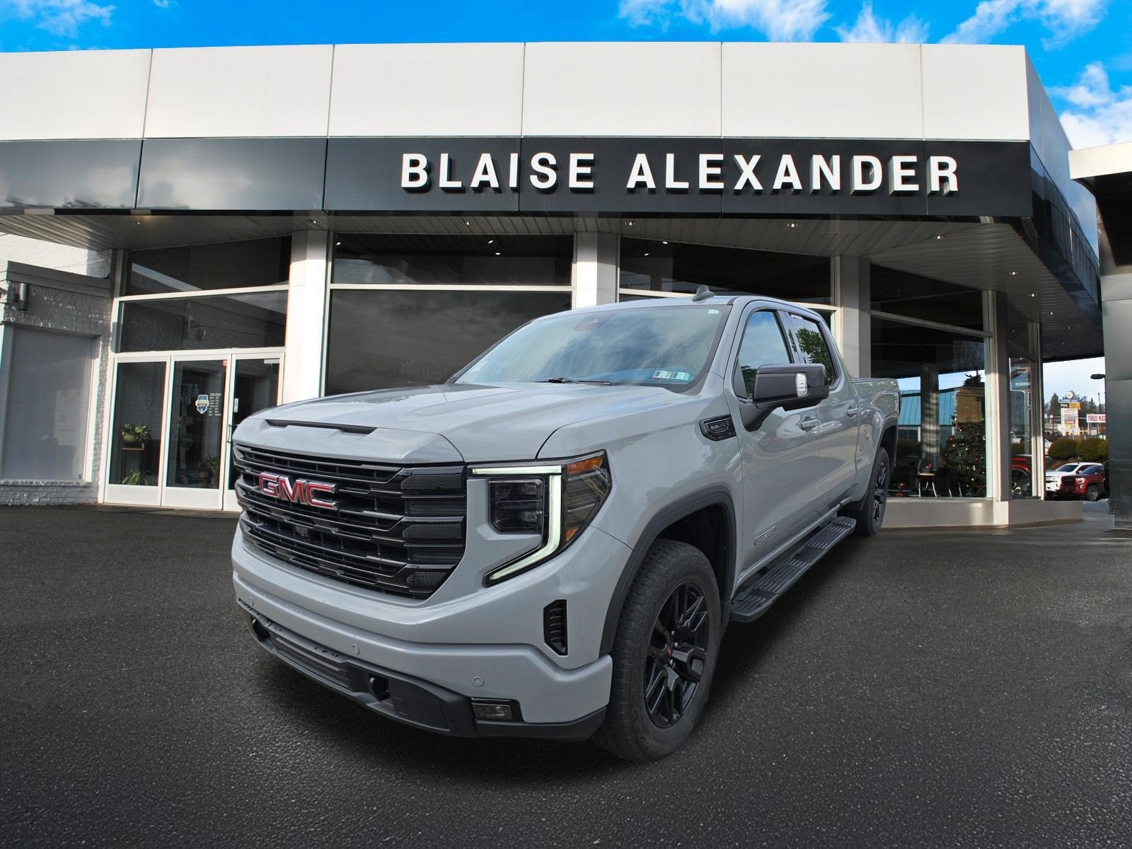 2024 GMC Sierra 1500 Elevation