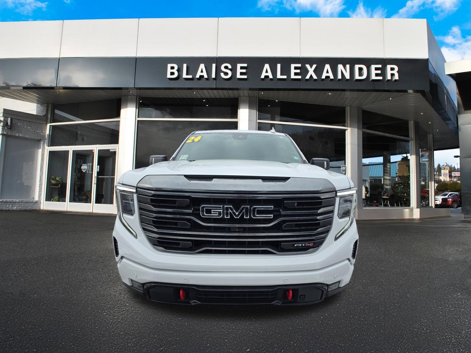 2024 GMC Sierra 1500 AT4