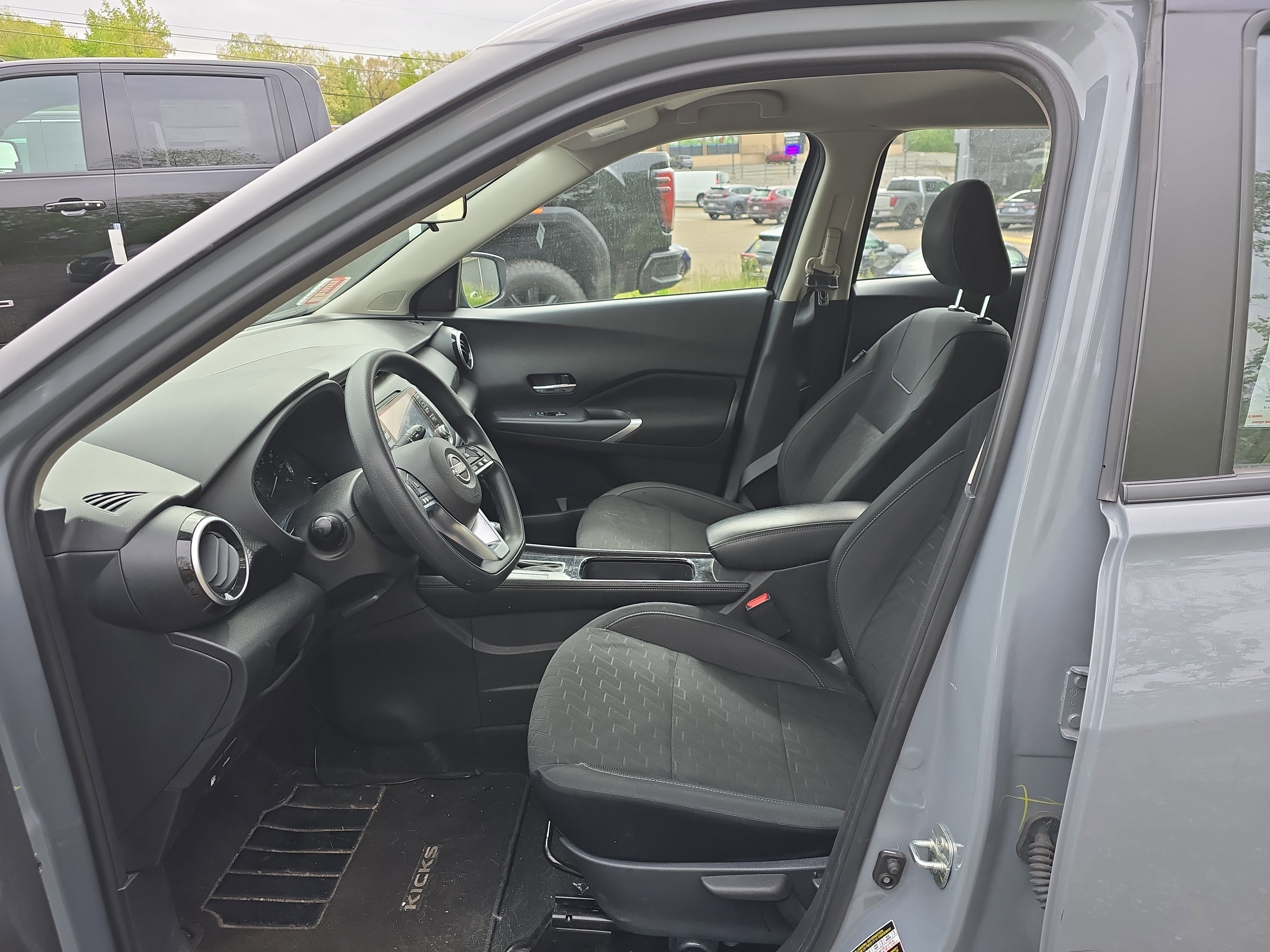 2024 Nissan Kicks SV